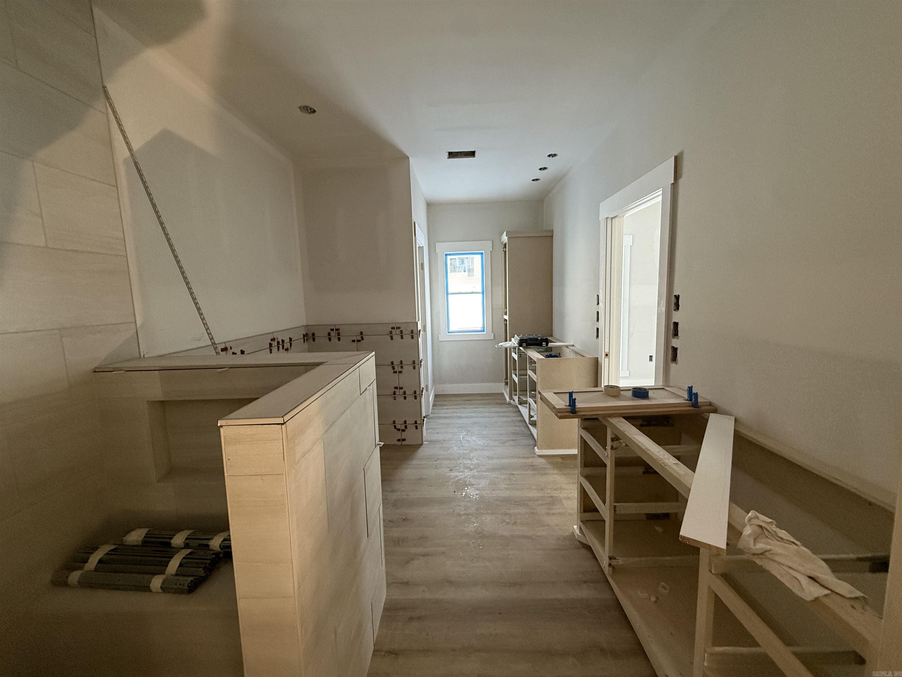 COYOTE RIDGE - Residential