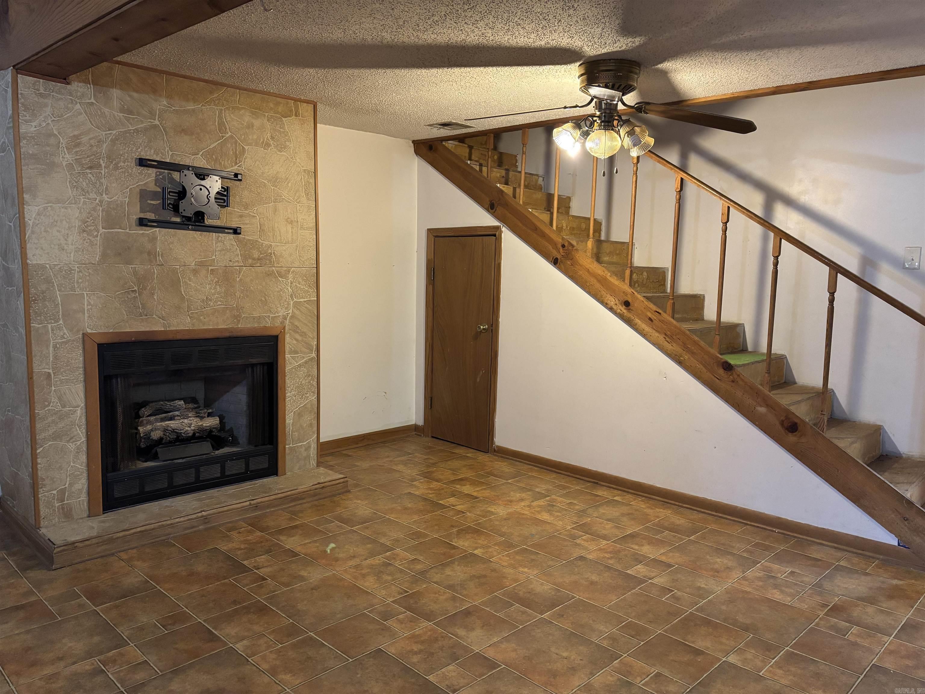 DISMUKES ADDN - Residential