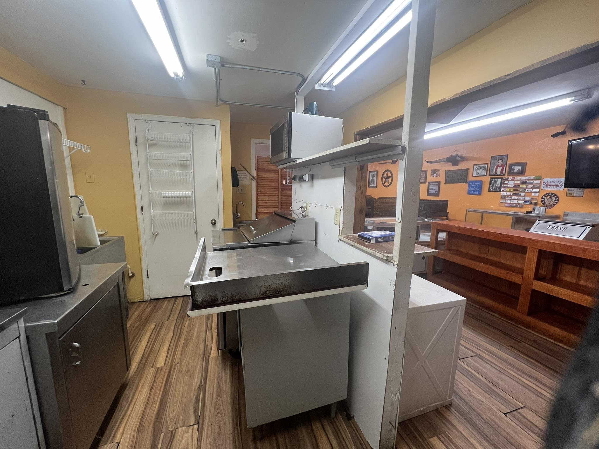 Original Hardy - Commercial Sale