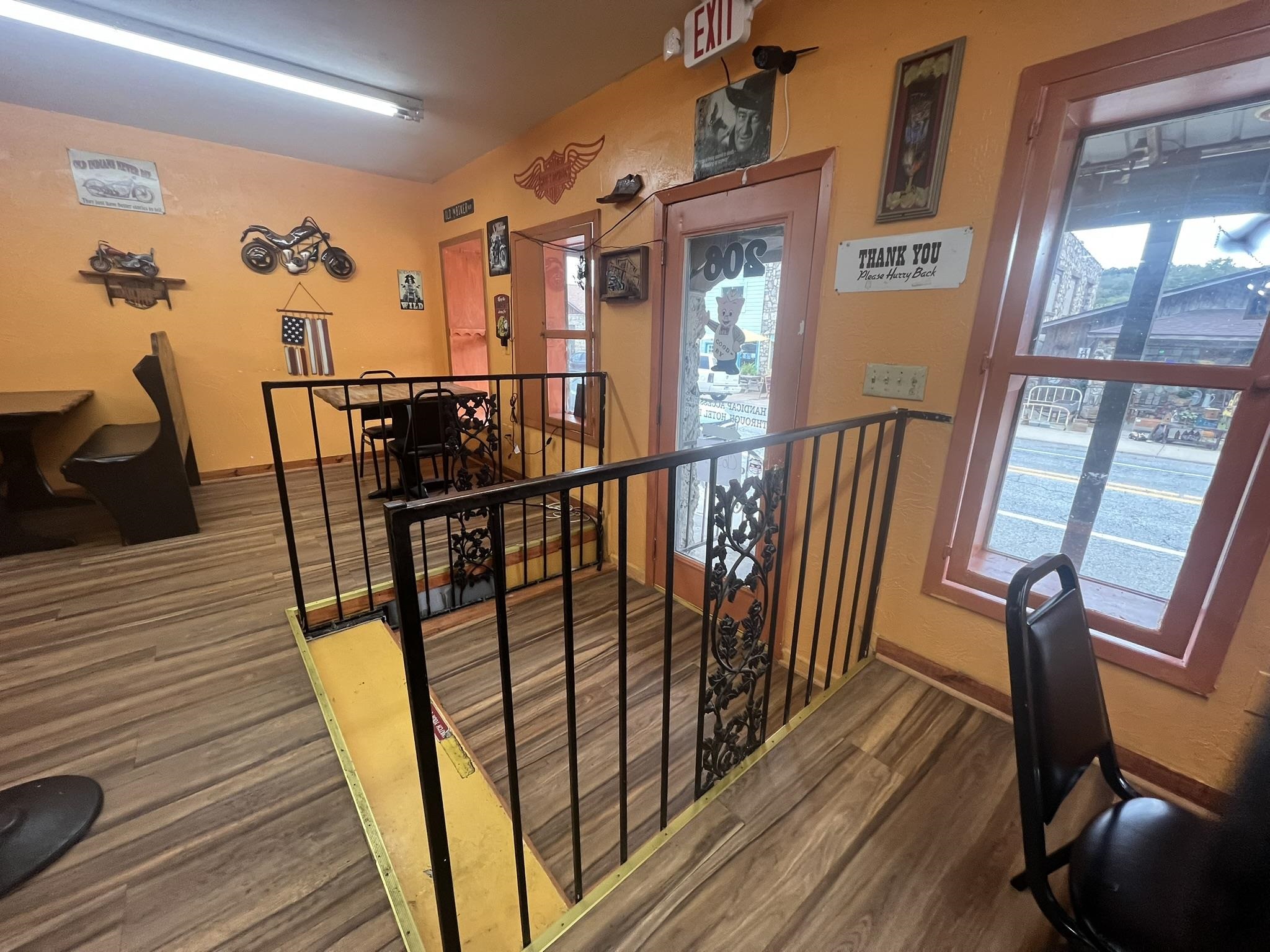 Original Hardy - Commercial Sale