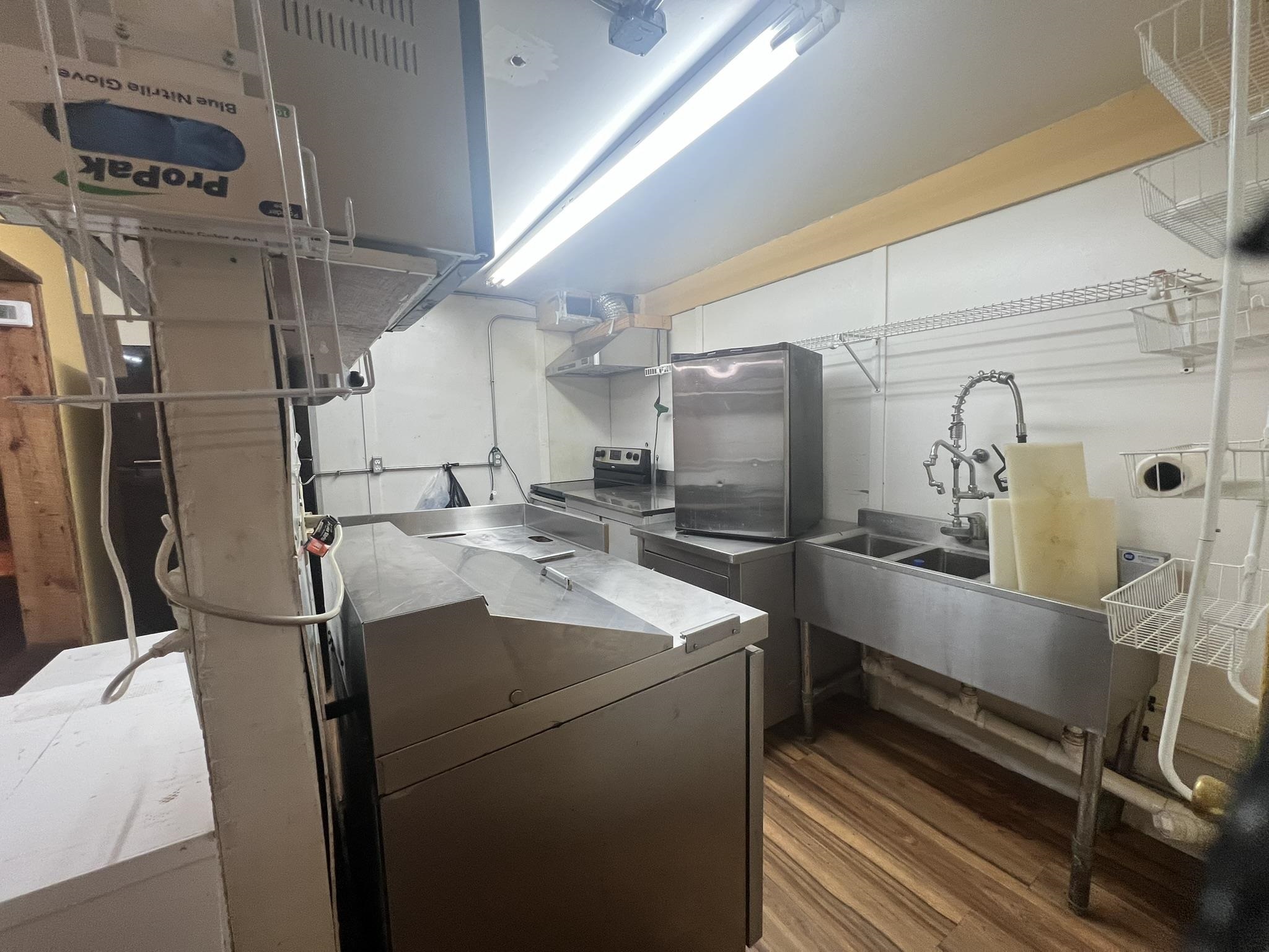 Original Hardy - Commercial Sale