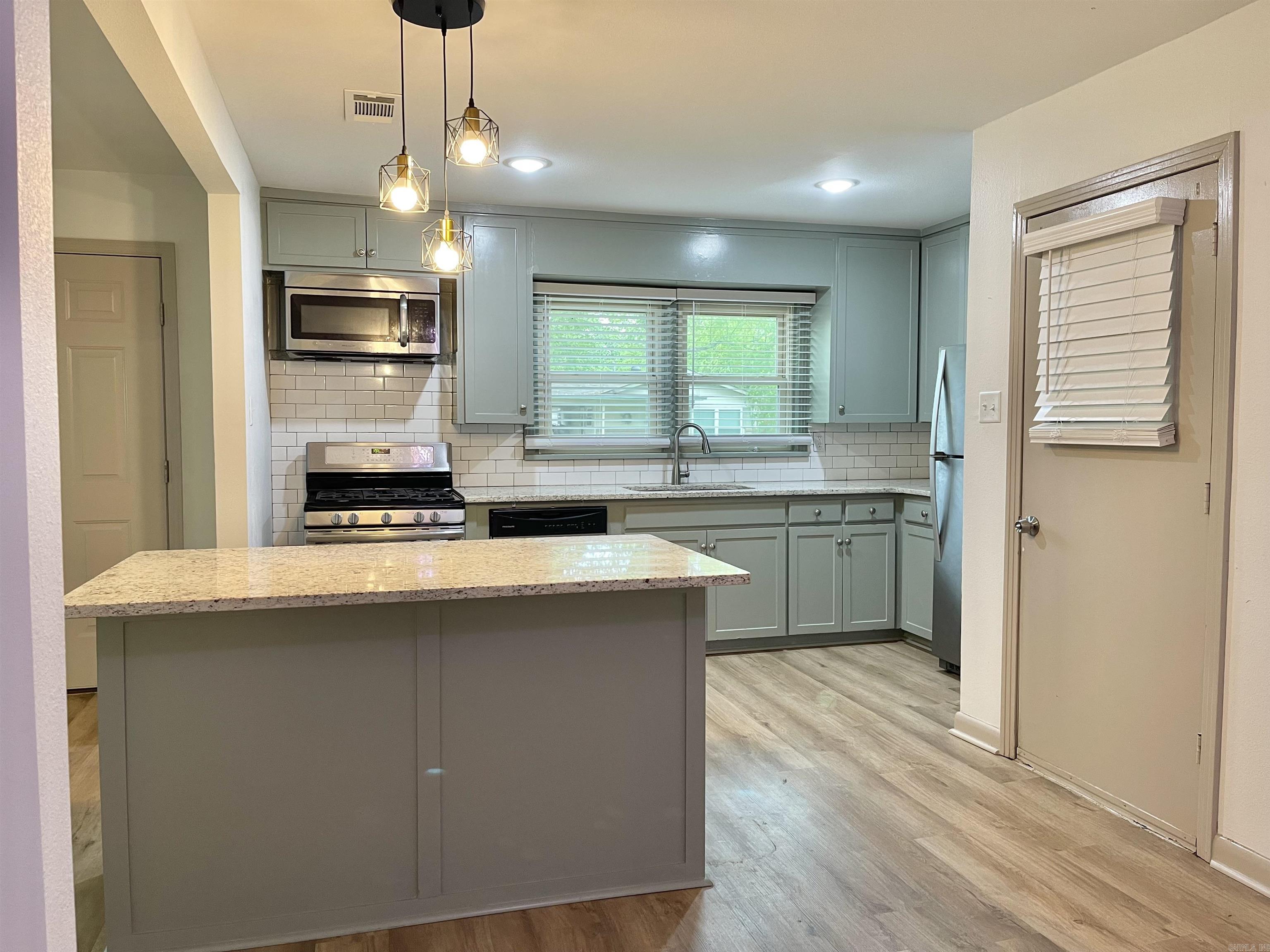 Troutt - Residential