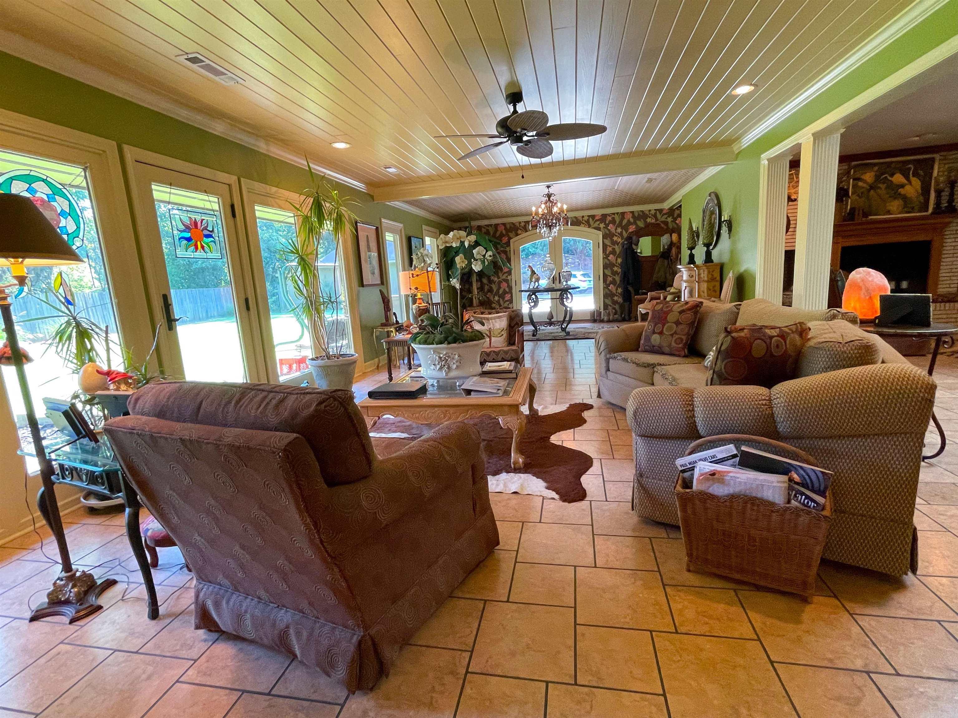 HIGHLAND PARK - Residential