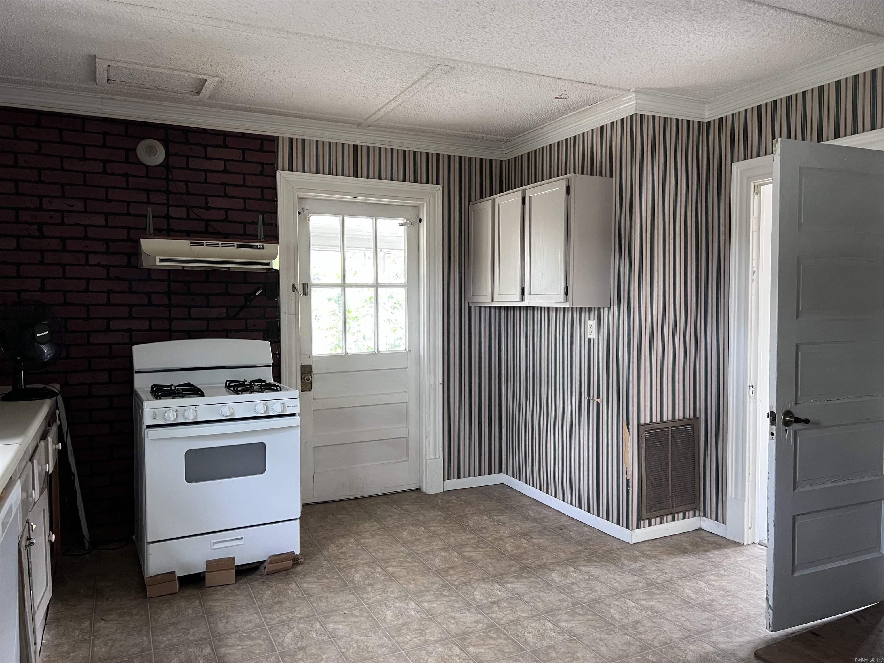 Mountain Pine - Residential