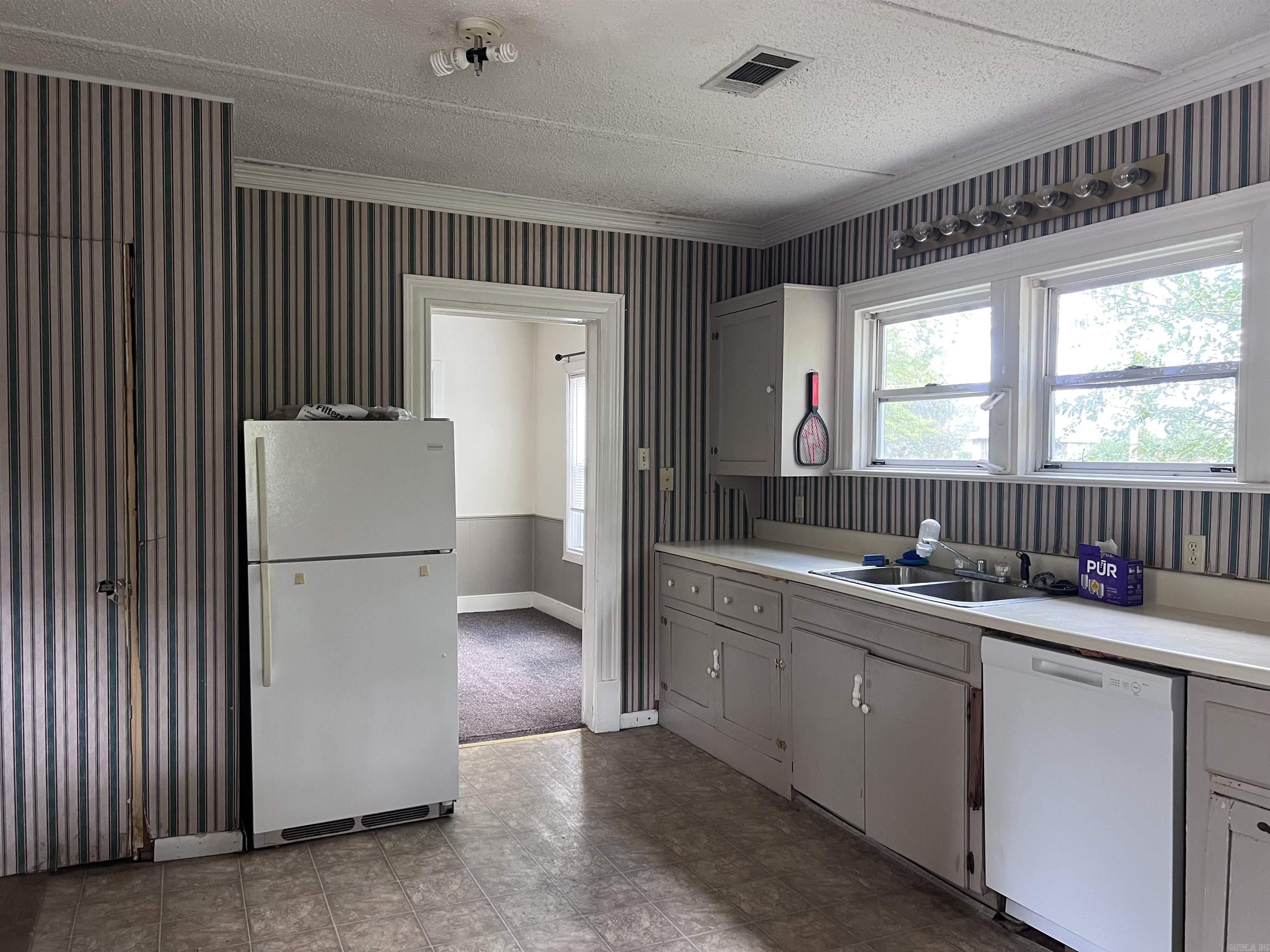 Mountain Pine - Residential