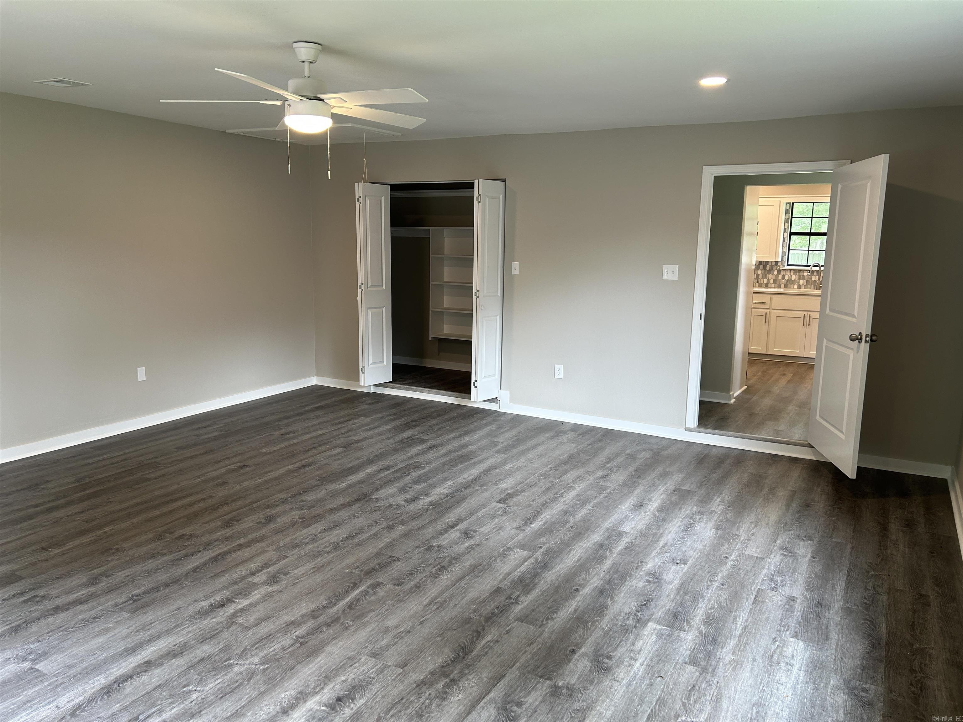 CONWAY EAST - Residential