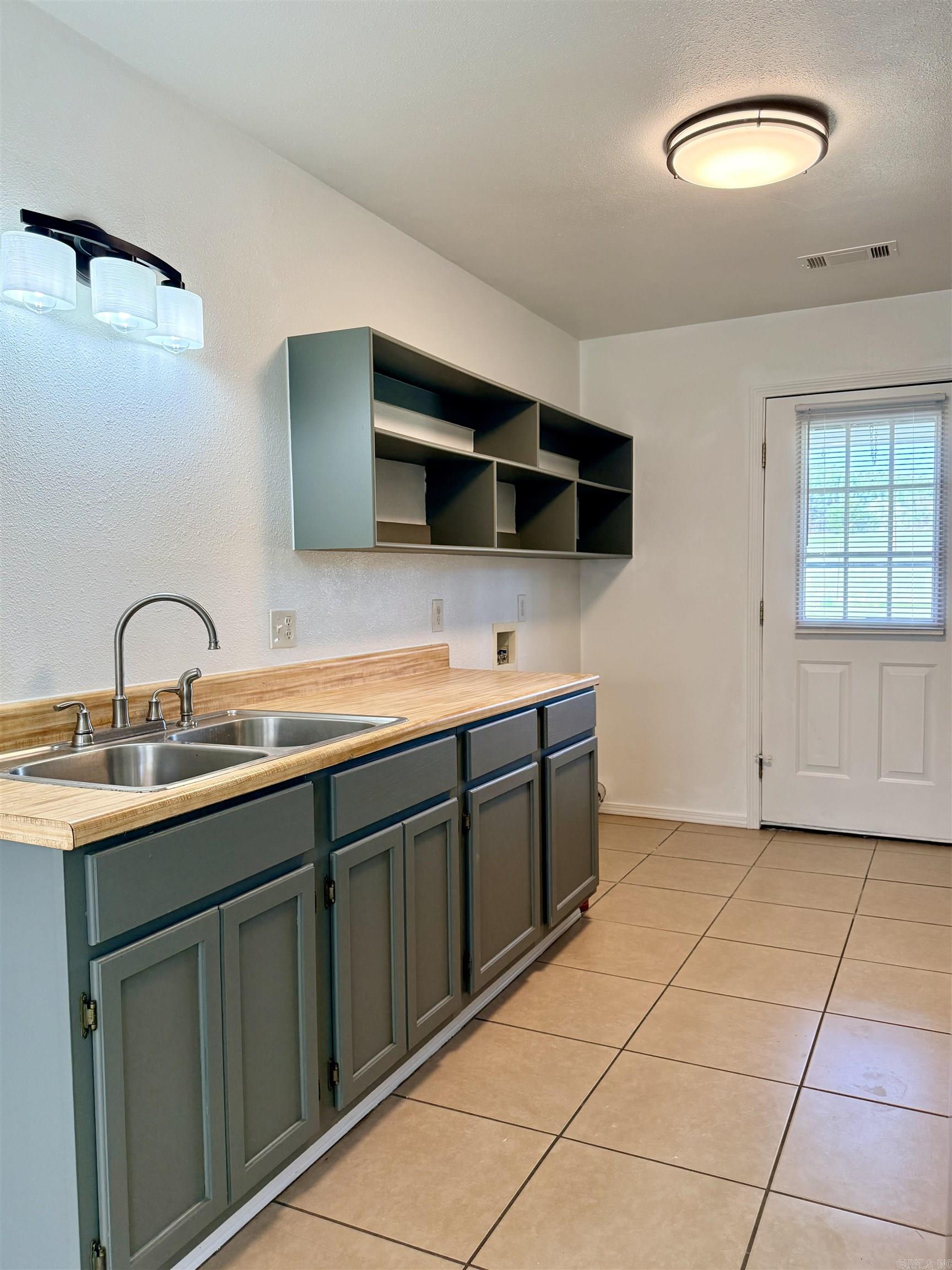 Metes & Bounds - Residential Income