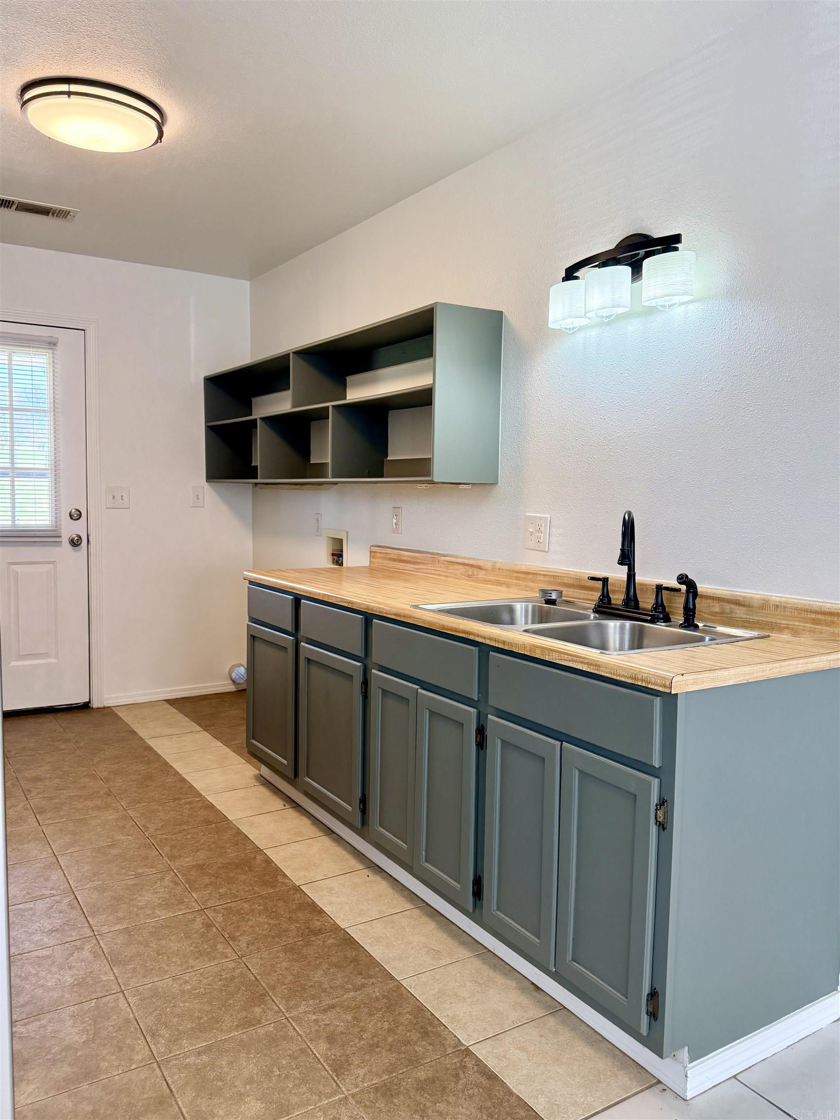 Metes & Bounds - Residential Income