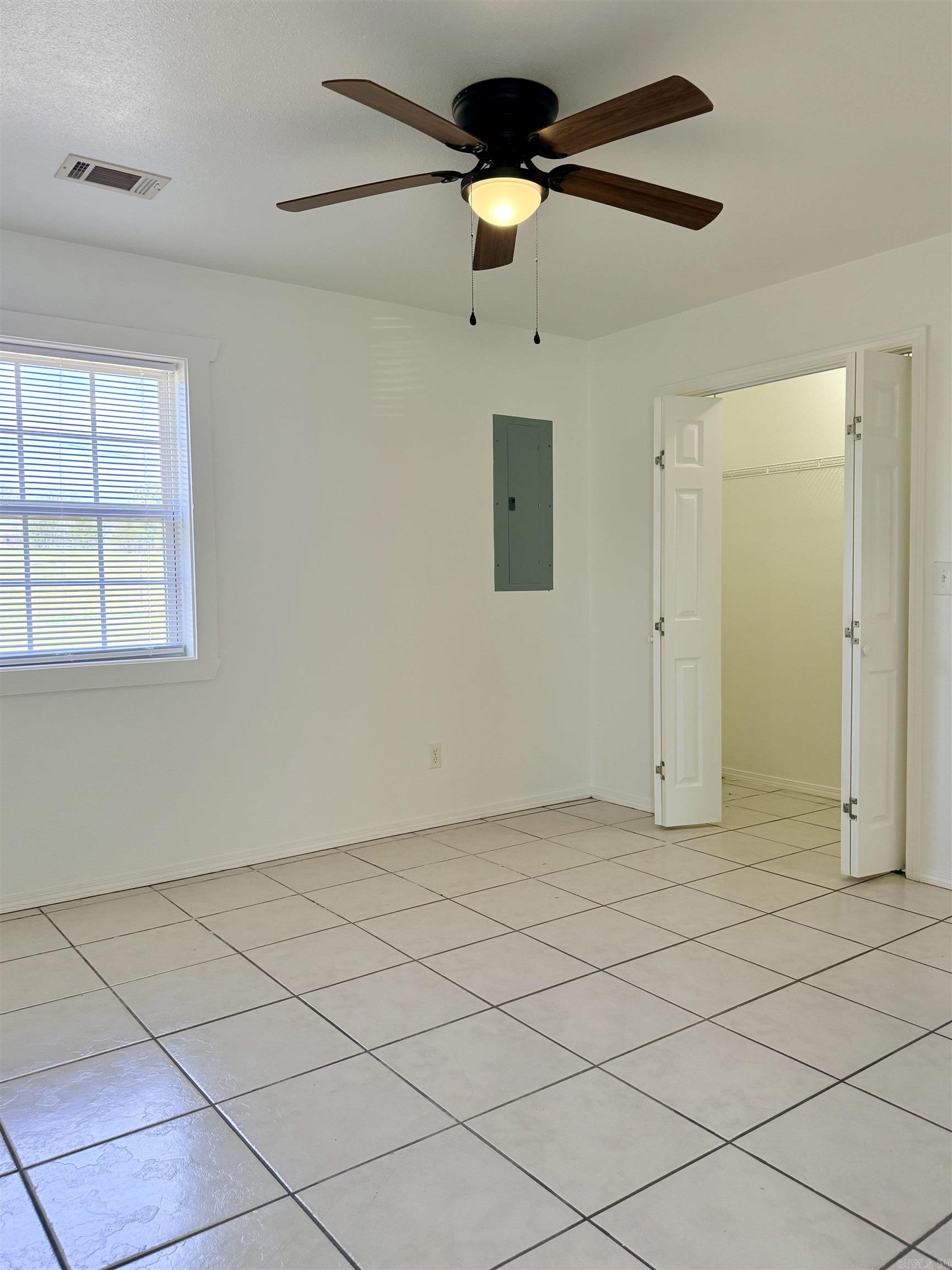 Metes & Bounds - Residential Income