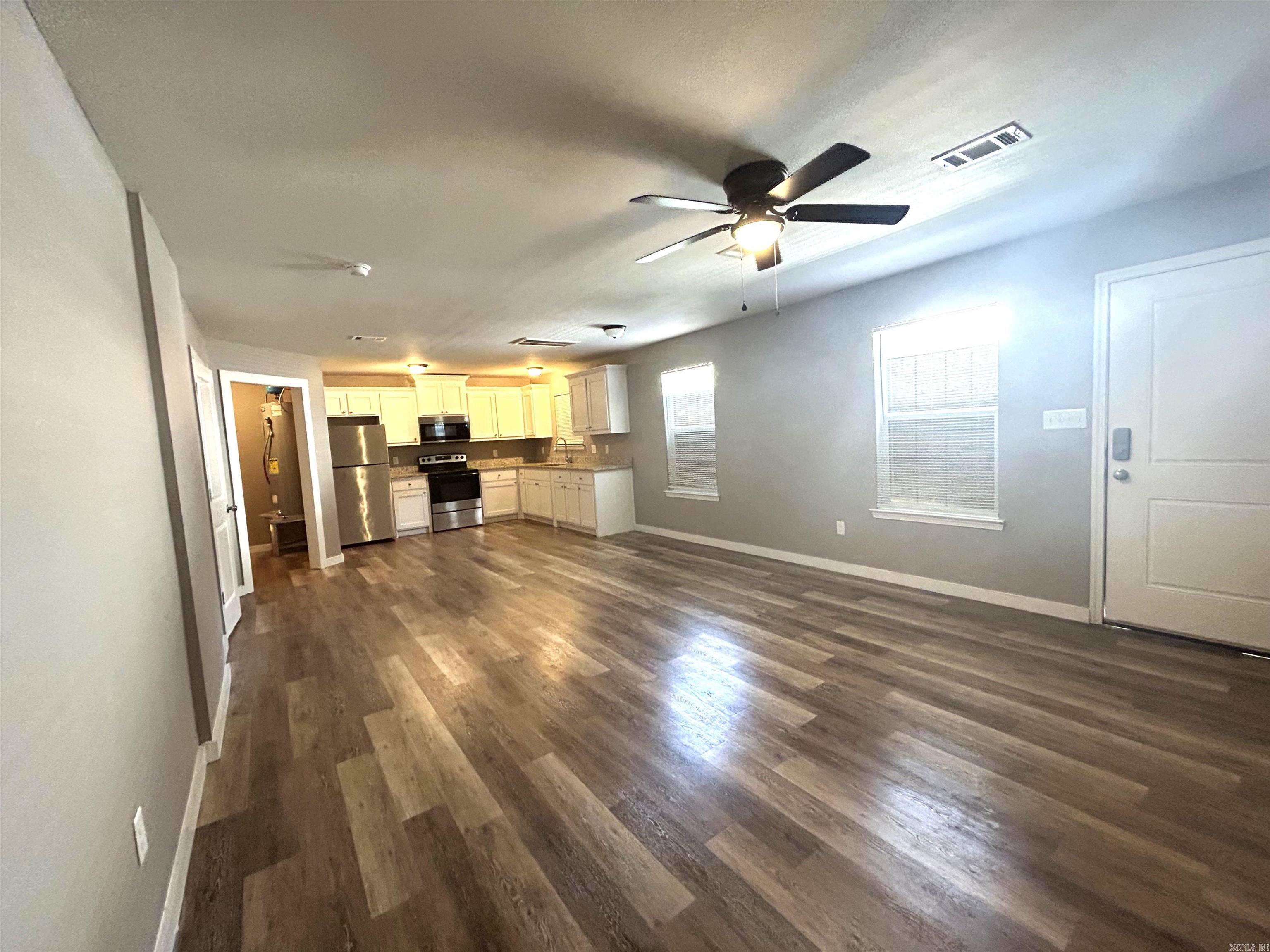 BARING CROSS - Residential