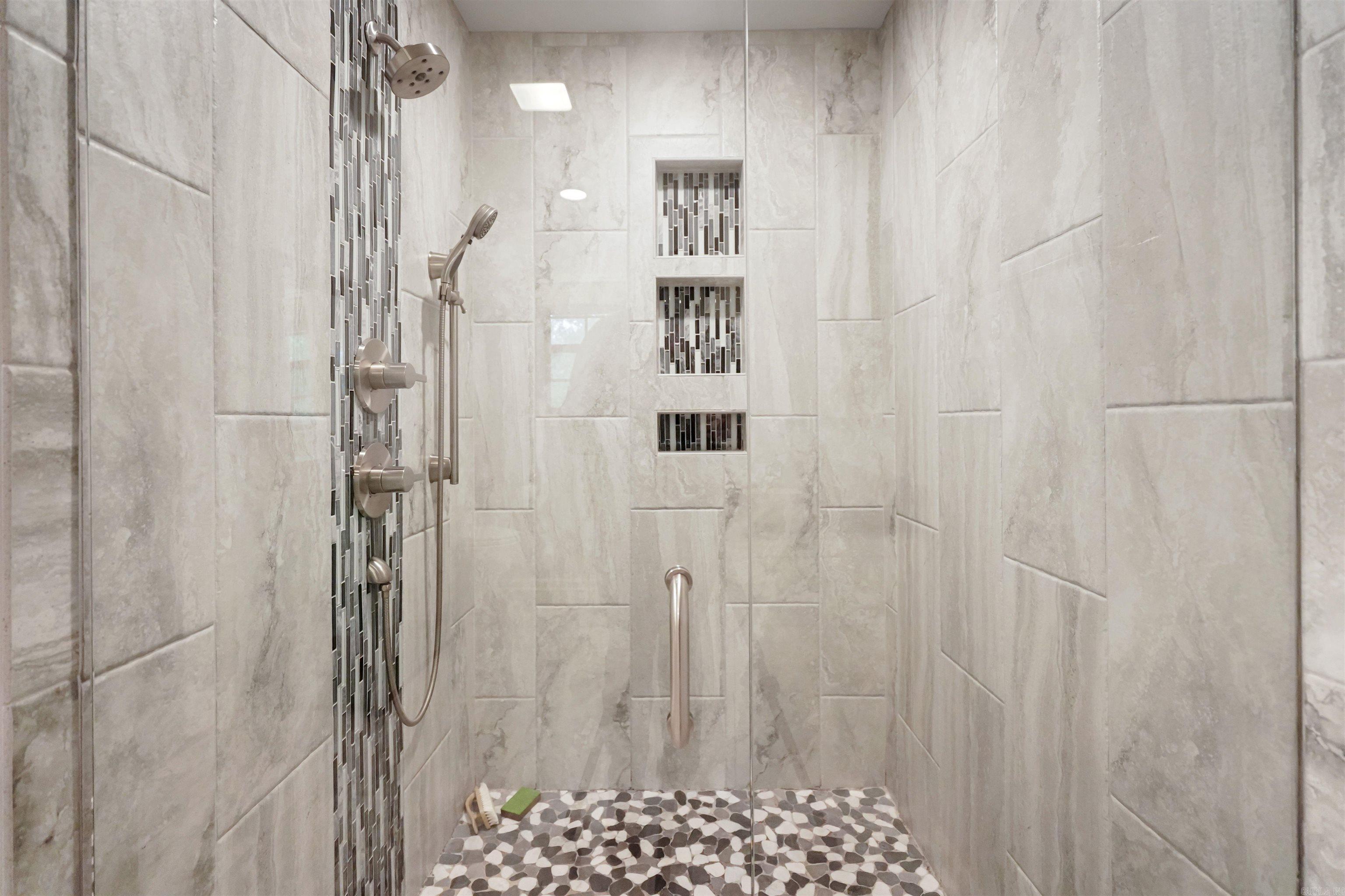 SMOKING OAKS ADD - Residential