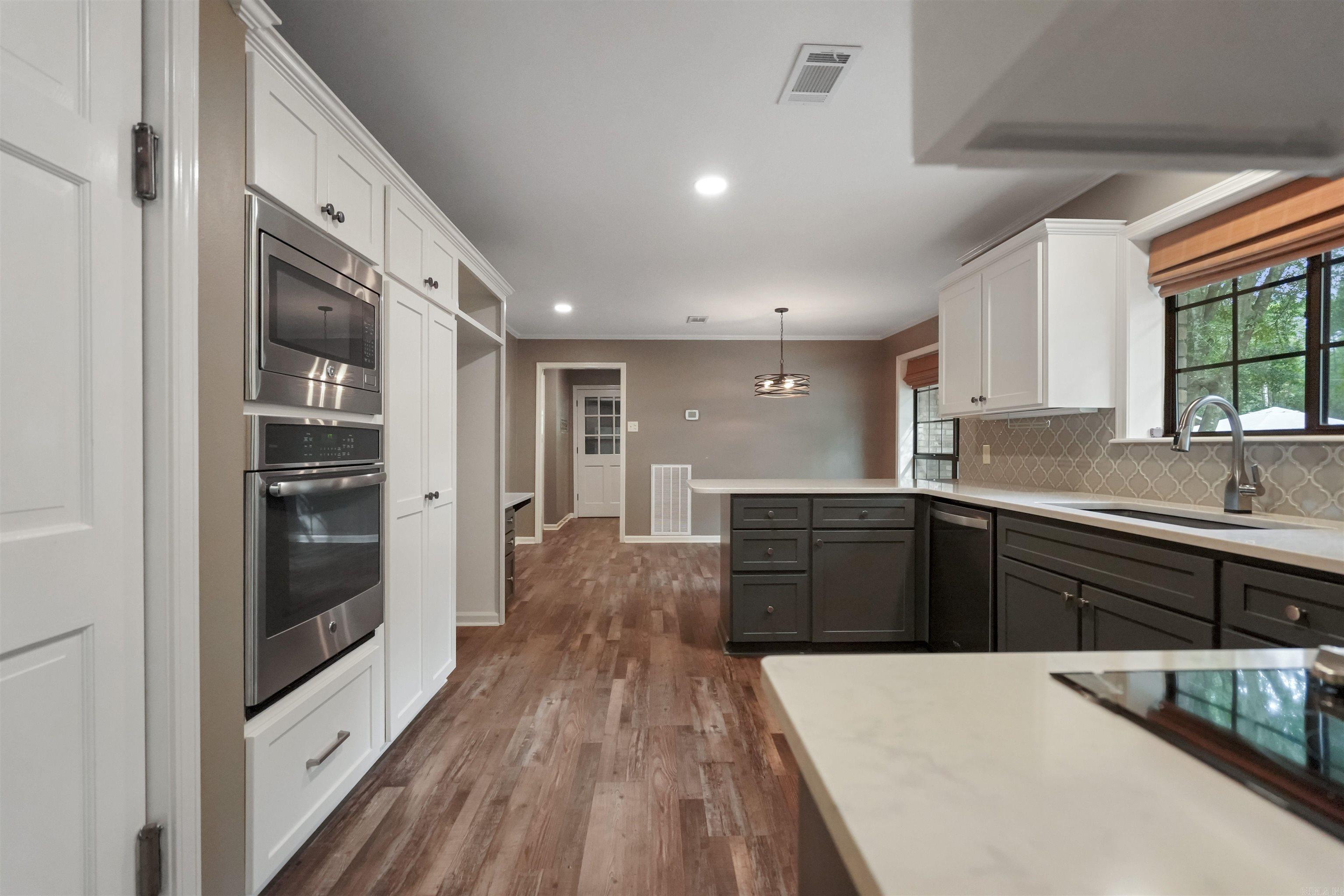 SMOKING OAKS ADD - Residential