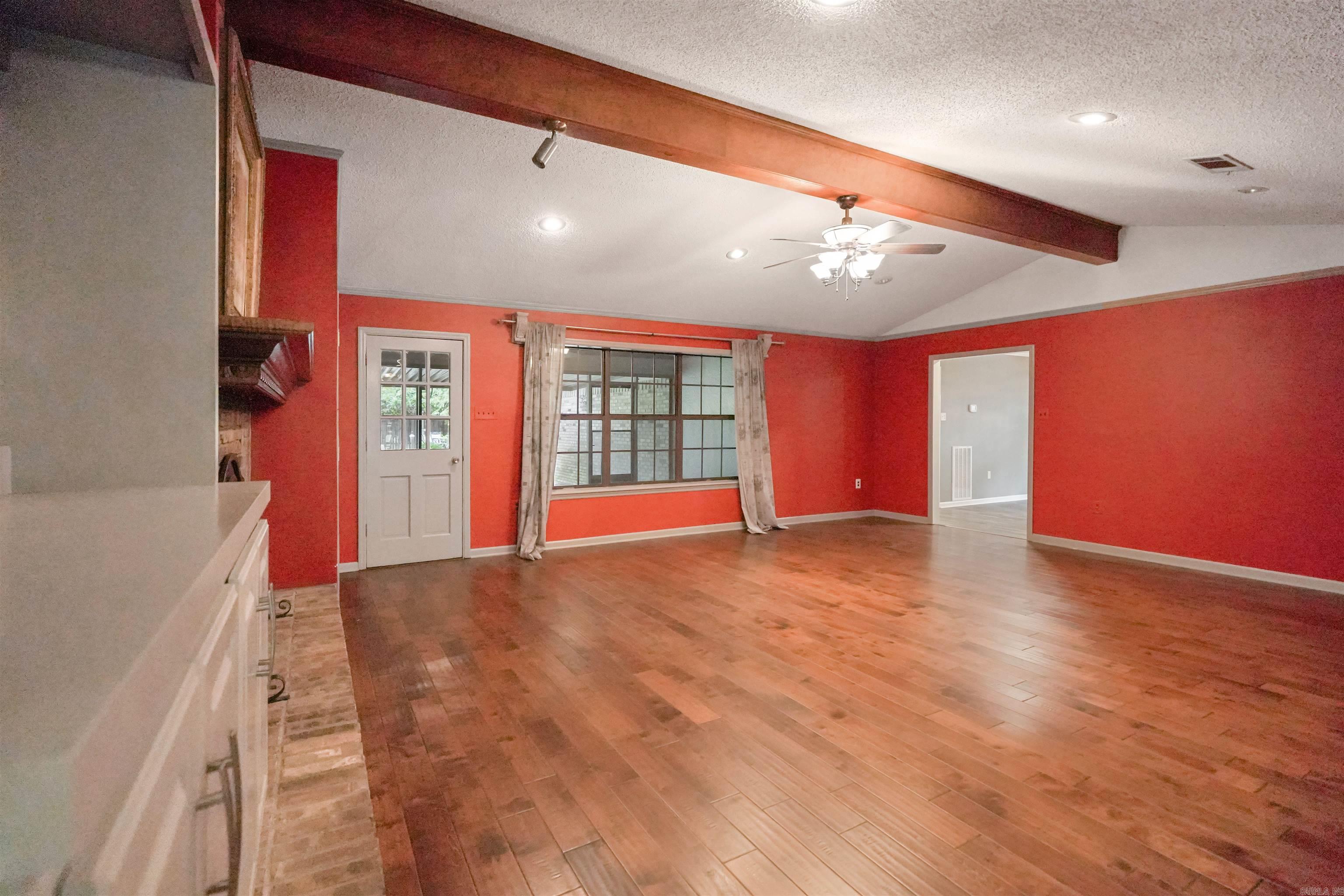 SMOKING OAKS ADD - Residential