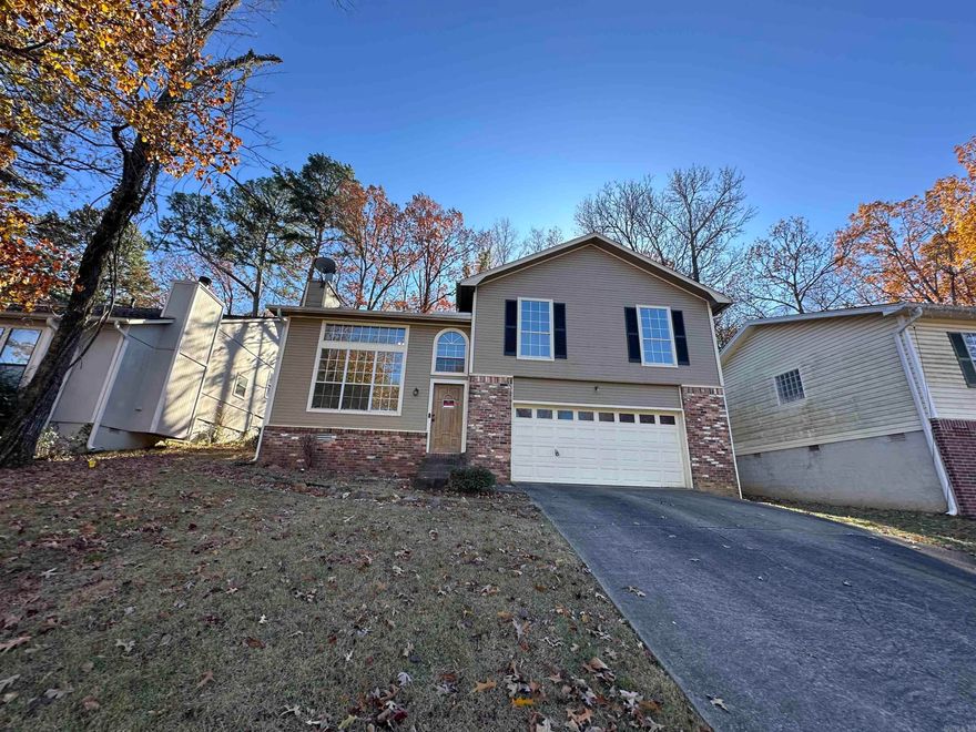 This split-level home features three bedrooms and two bathrooms, offering a comfortable and versatile layout. The exterior includes brick accents and neutral siding, complemented by large windows that bring in natural light. The property includes a driveway leading to a garage and a yard with mature trees that add character to the setting. This home is ready for its next owner to make it their own and enjoy all it has to offer. Video tour: https://www.youtube.com/watch?v=yoro6Wic19A AGENTS PLEASE READ CONFIDENTIAL REMARKS.