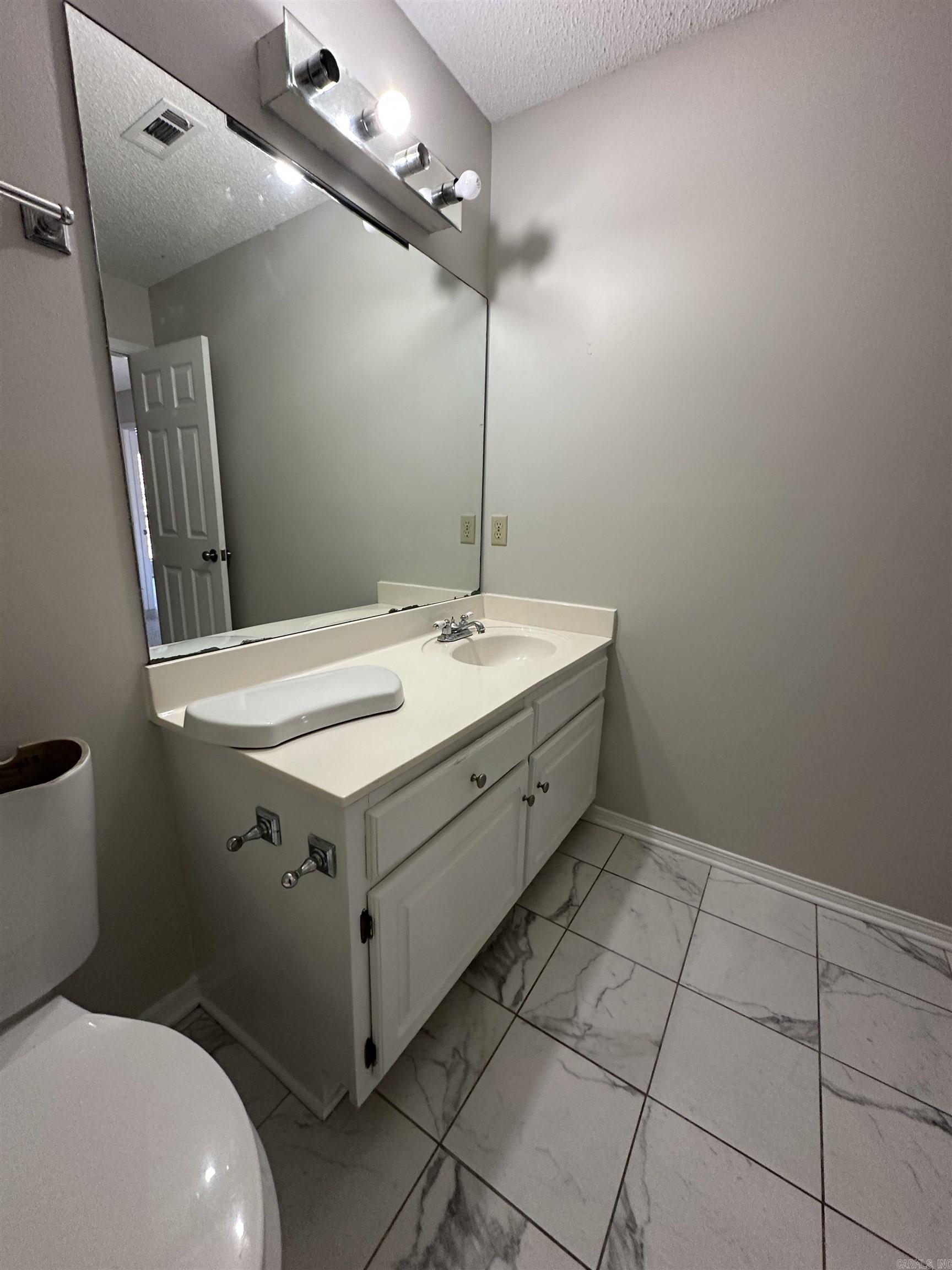 WHITE OAK VILLAGE - Residential