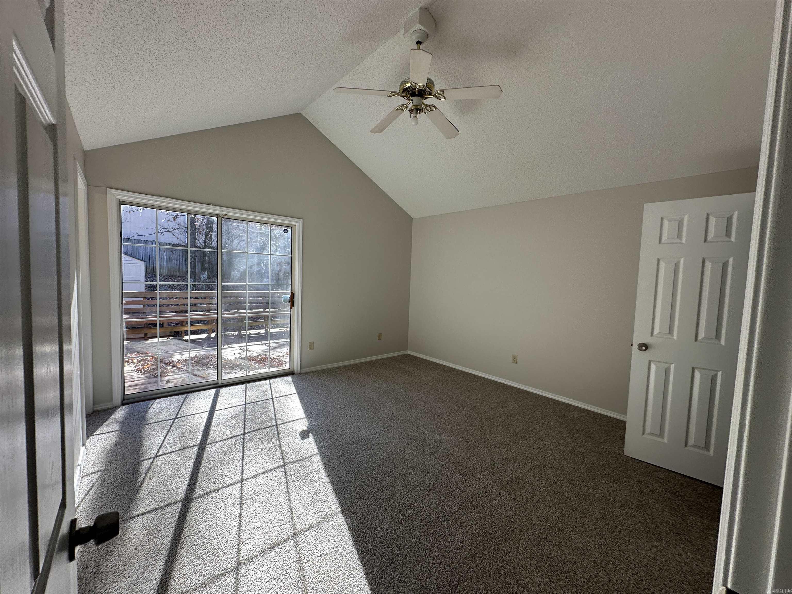 WHITE OAK VILLAGE - Residential