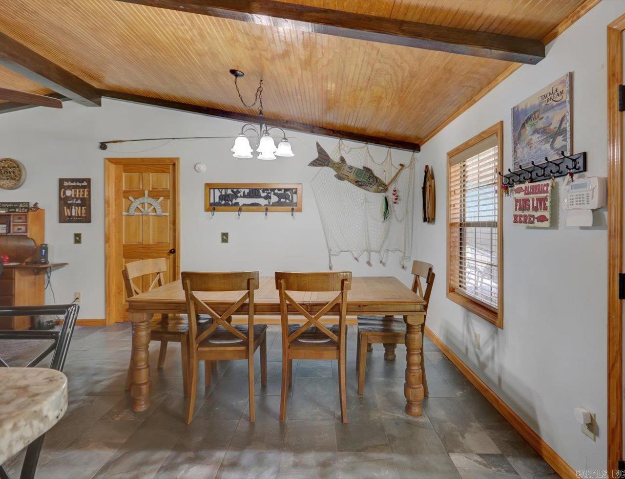 OAKRIDGE LAKE ESTATES - Residential