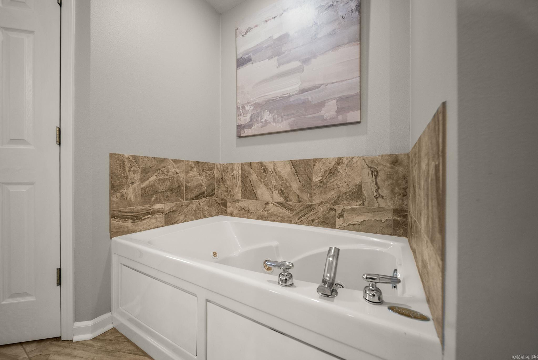 NORTH POINTE ADDN - Residential