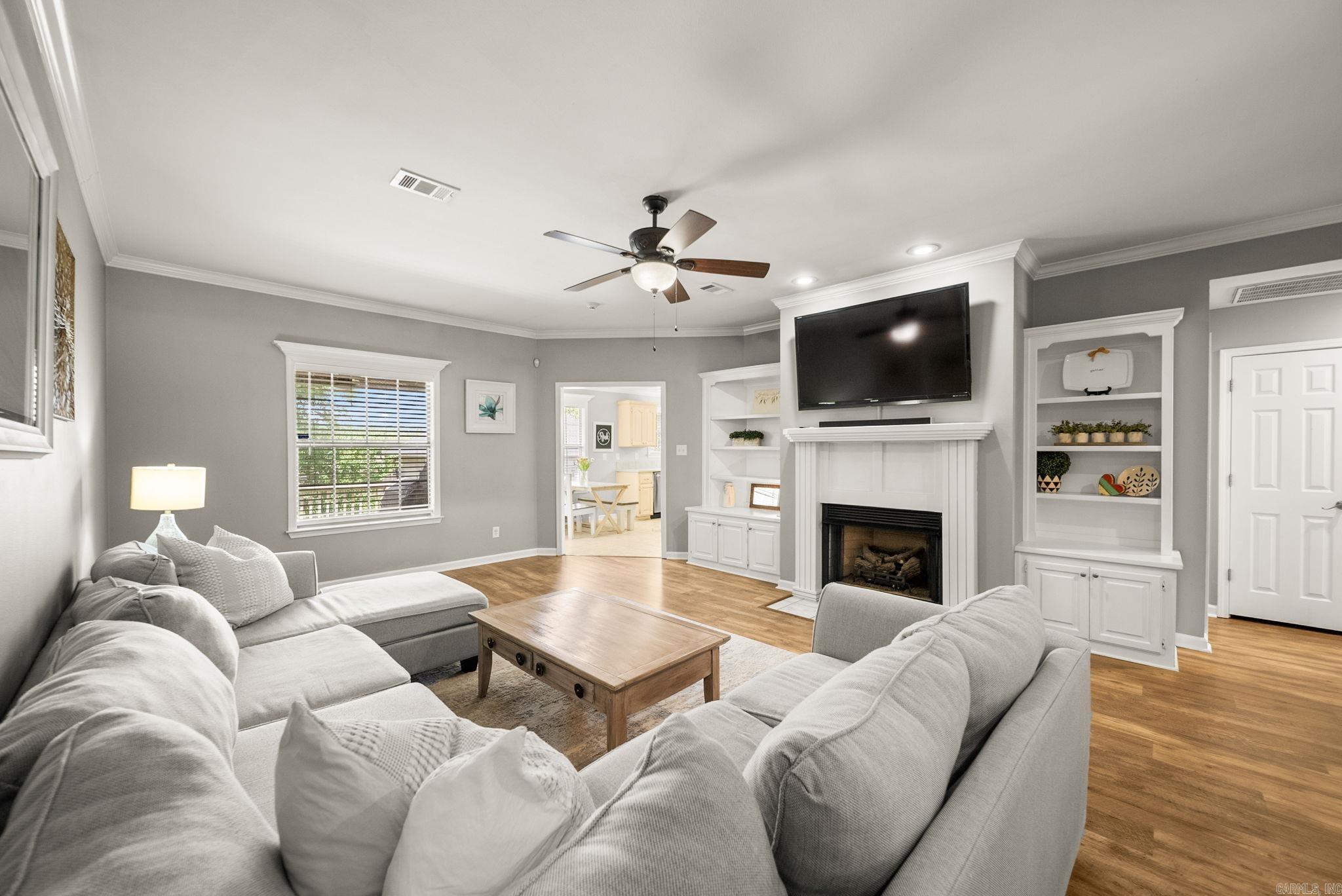 NORTH POINTE ADDN - Residential