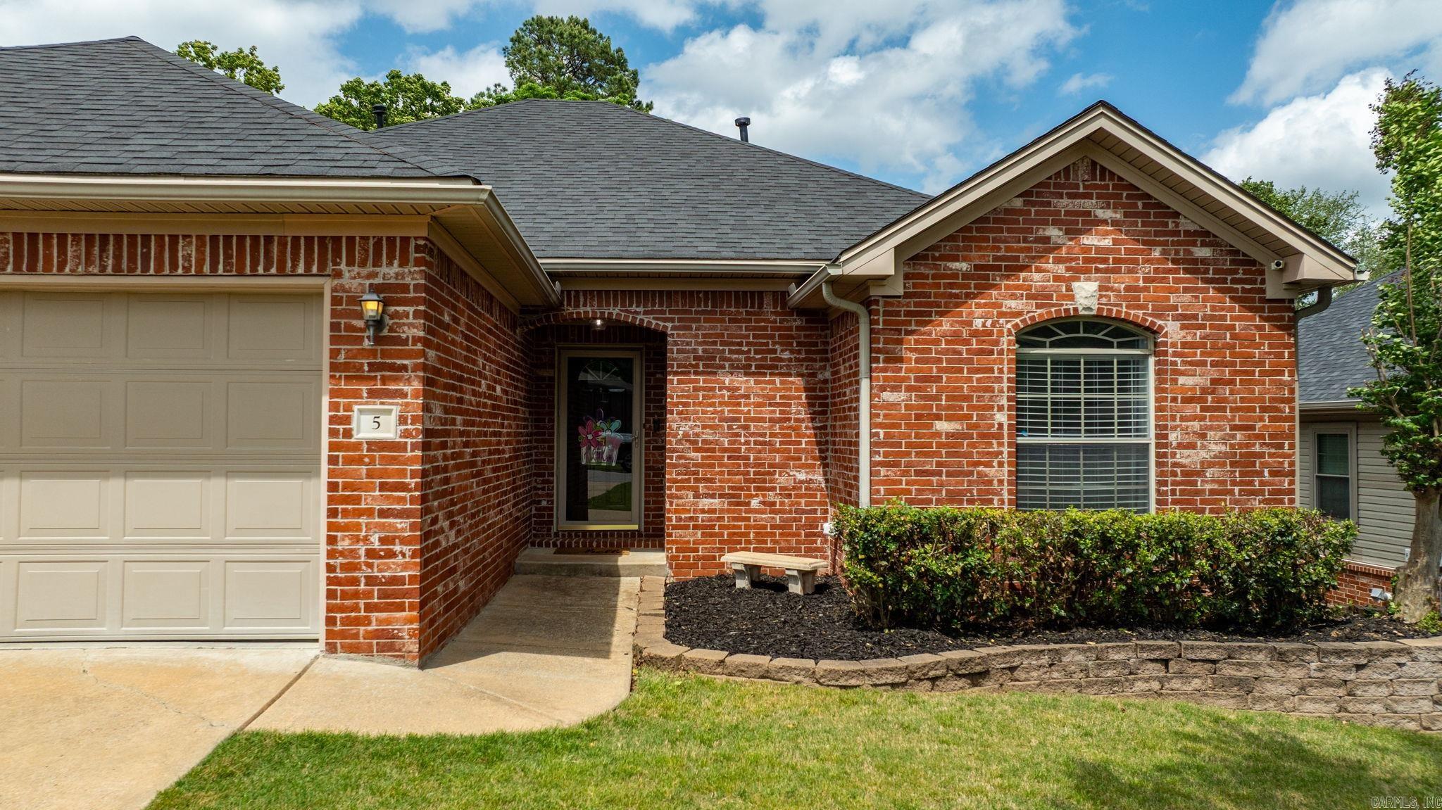 NORTH POINTE ADDN - Residential