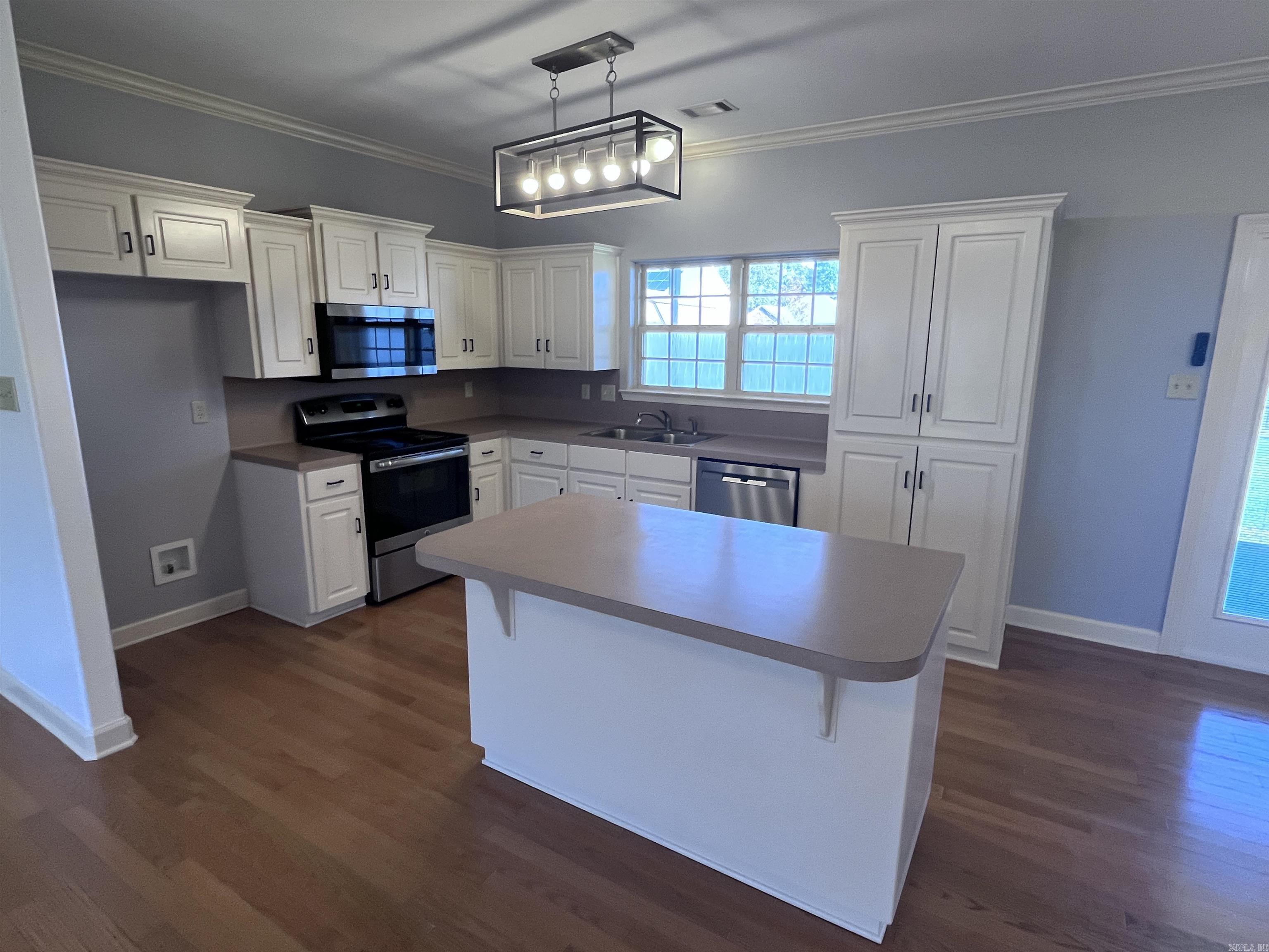 West Oaks - Residential Lease