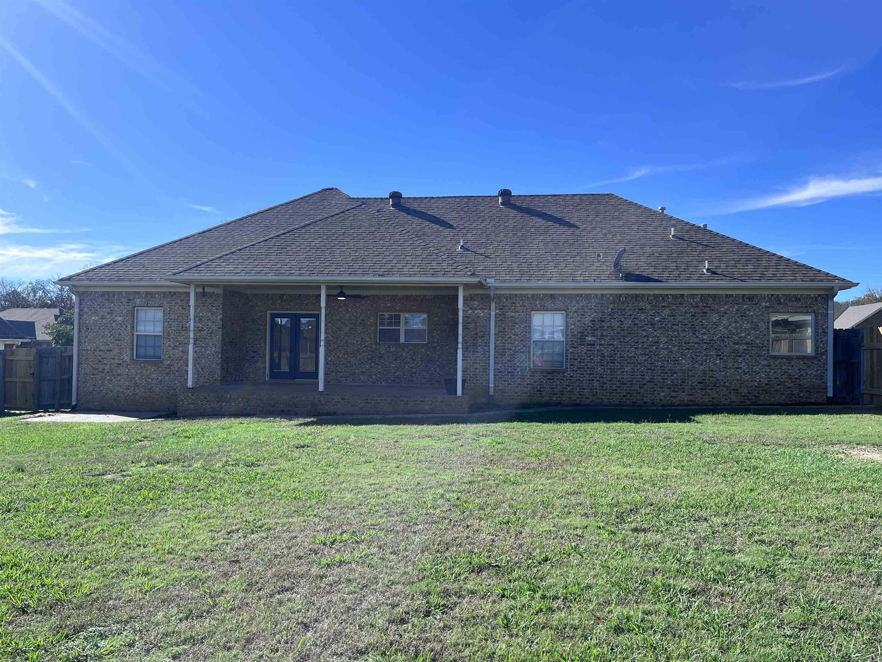 West Oaks - Residential Lease