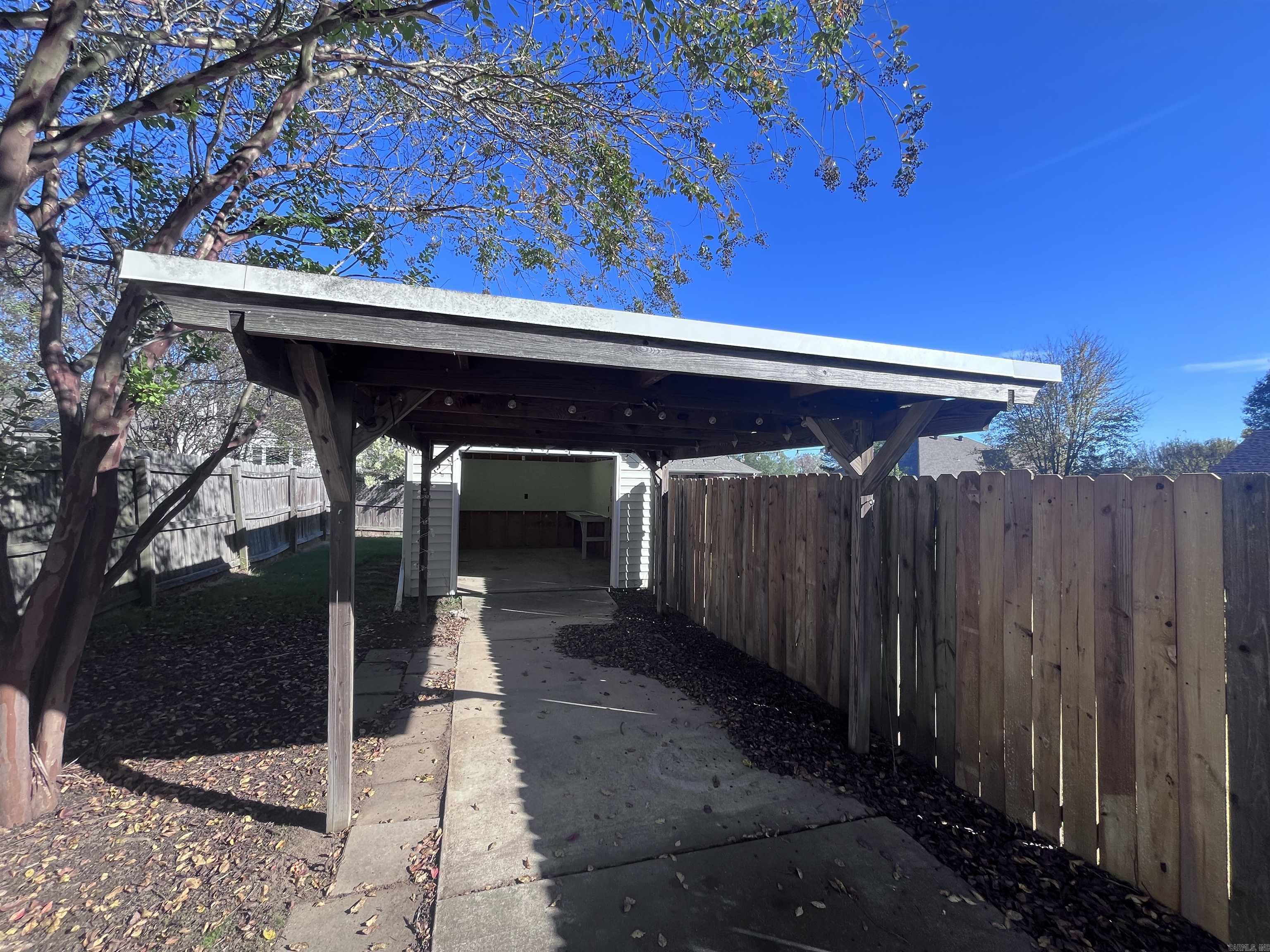 West Oaks - Residential Lease