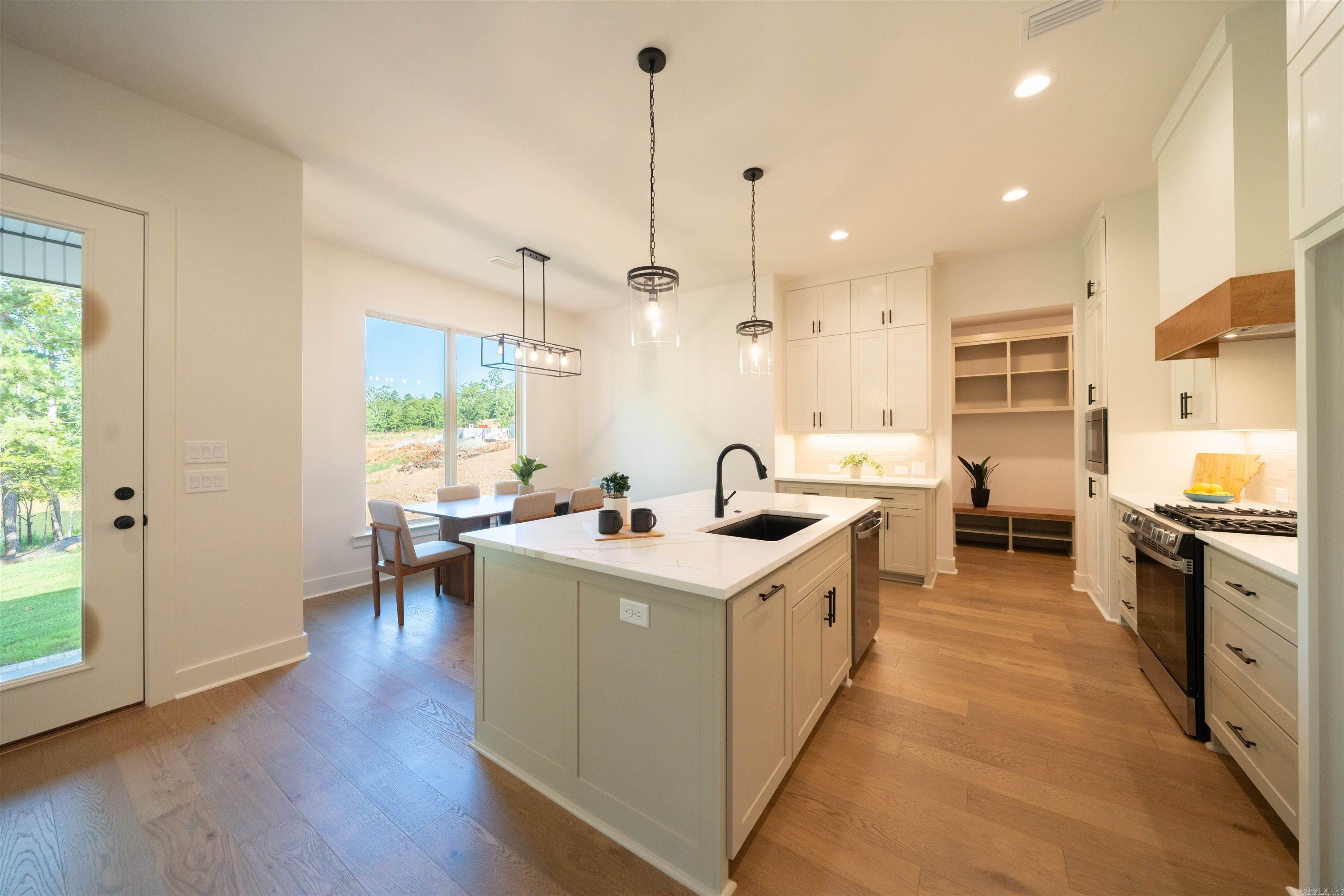 STONEBROOK - Residential