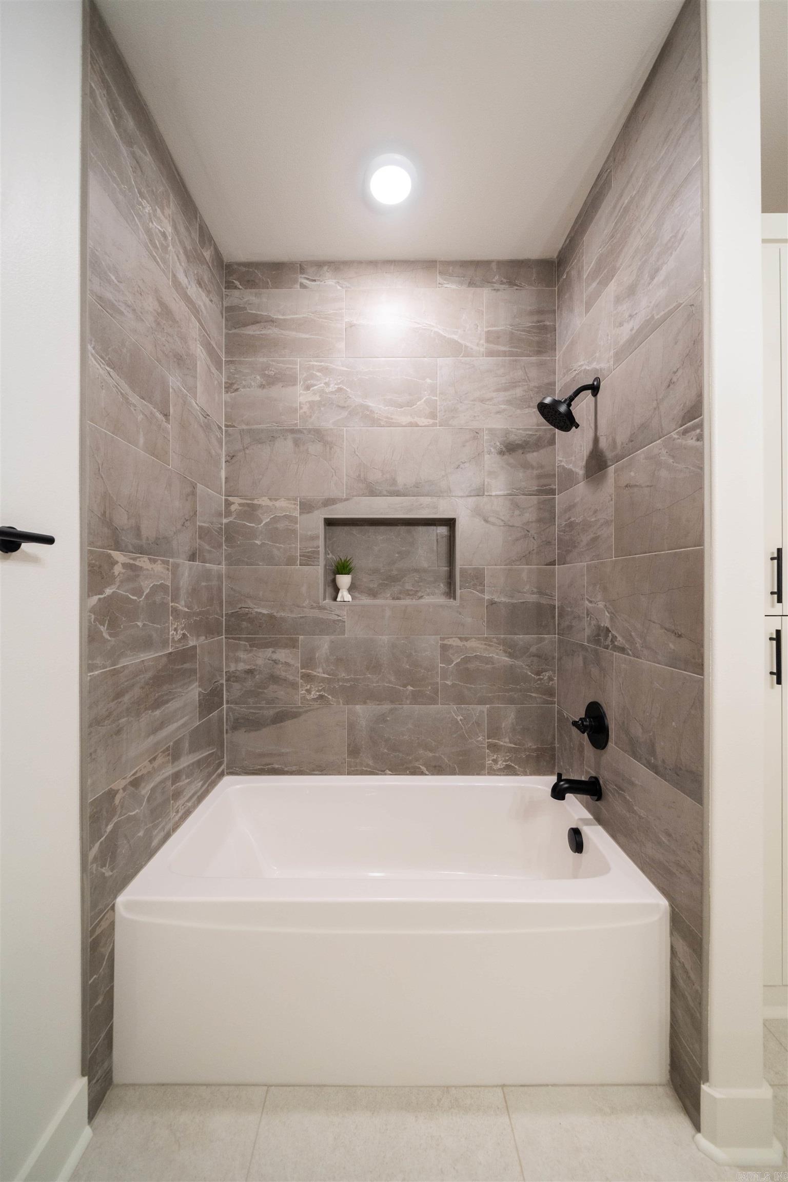 STONEBROOK - Residential