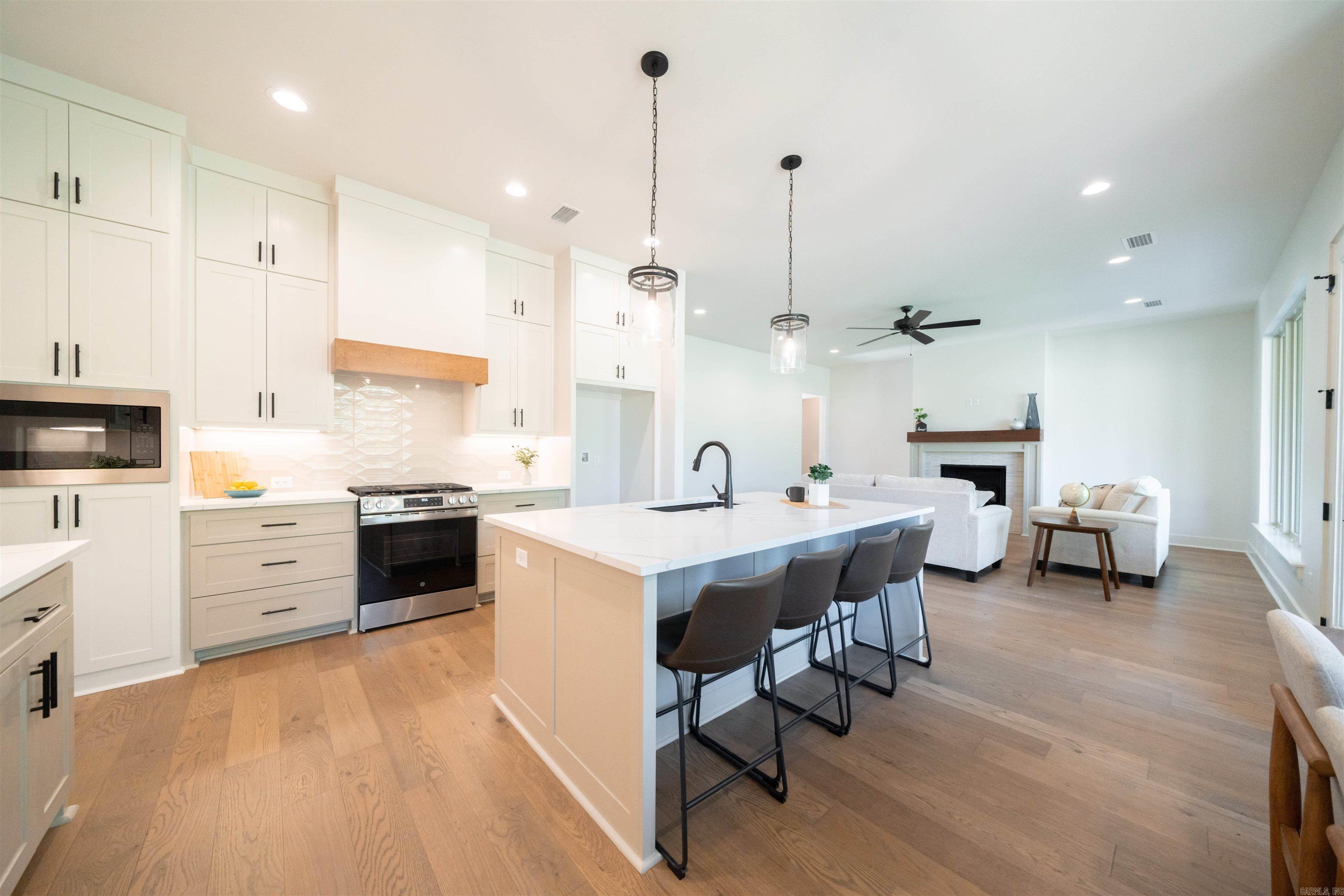 STONEBROOK - Residential