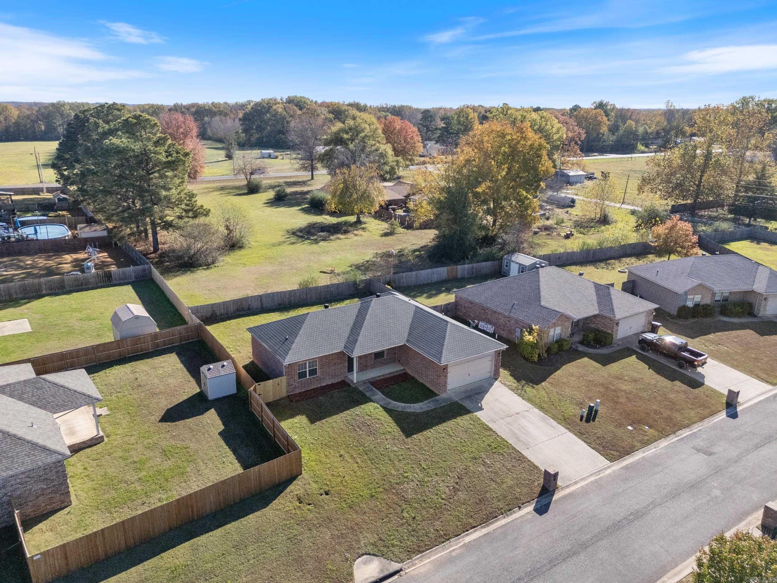 MAGNOLIA ESTATES - Residential