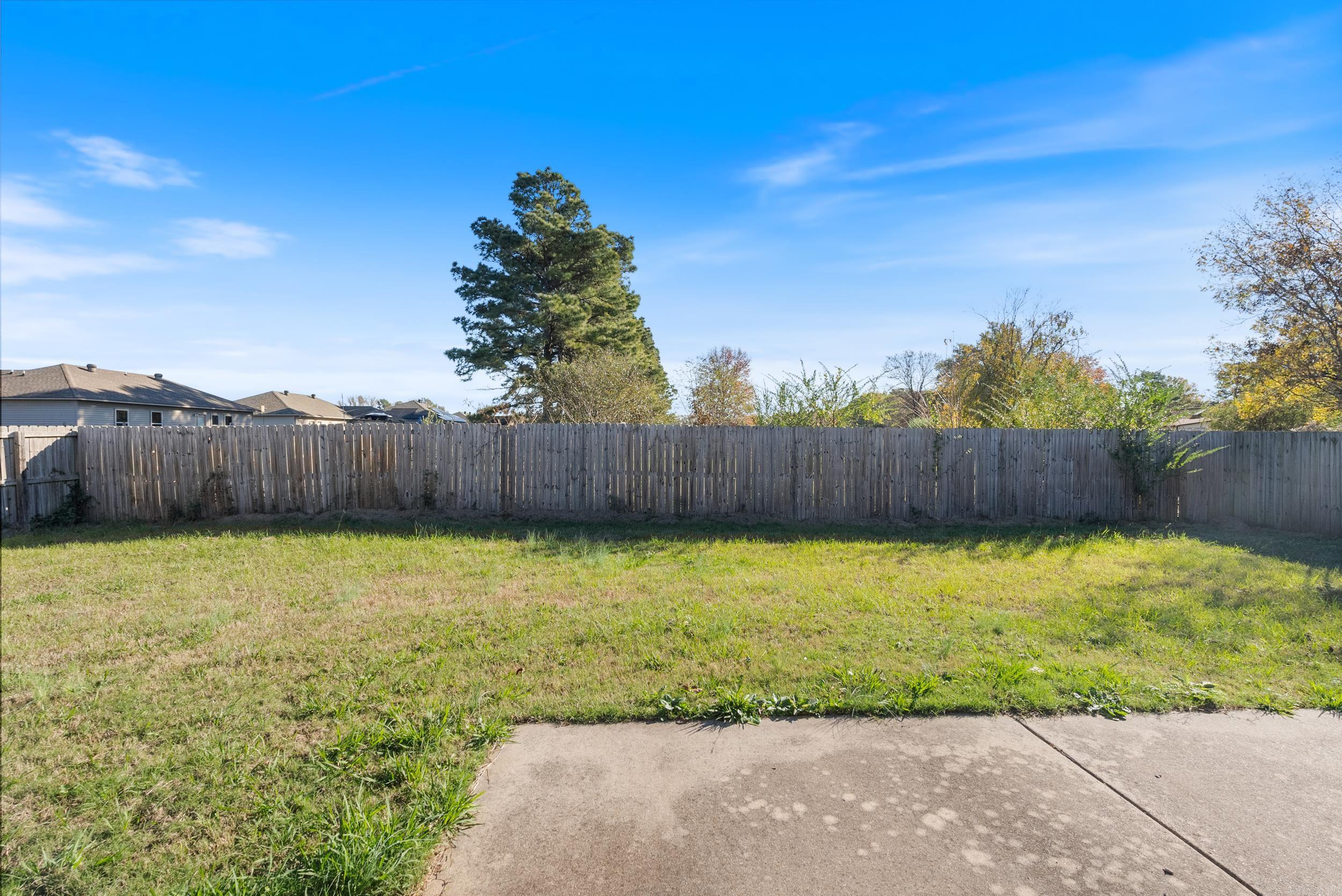 MAGNOLIA ESTATES - Residential