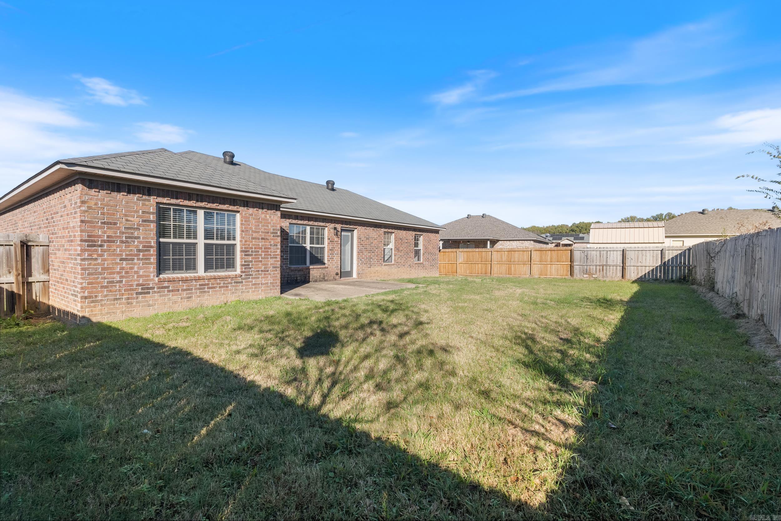 MAGNOLIA ESTATES - Residential