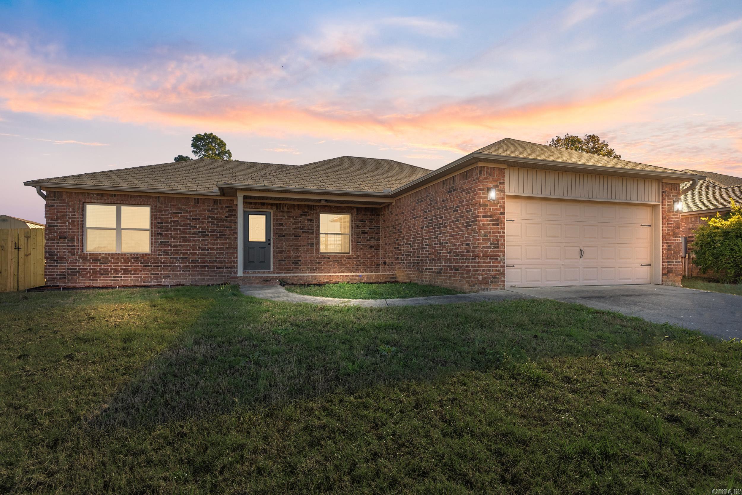 MAGNOLIA ESTATES - Residential