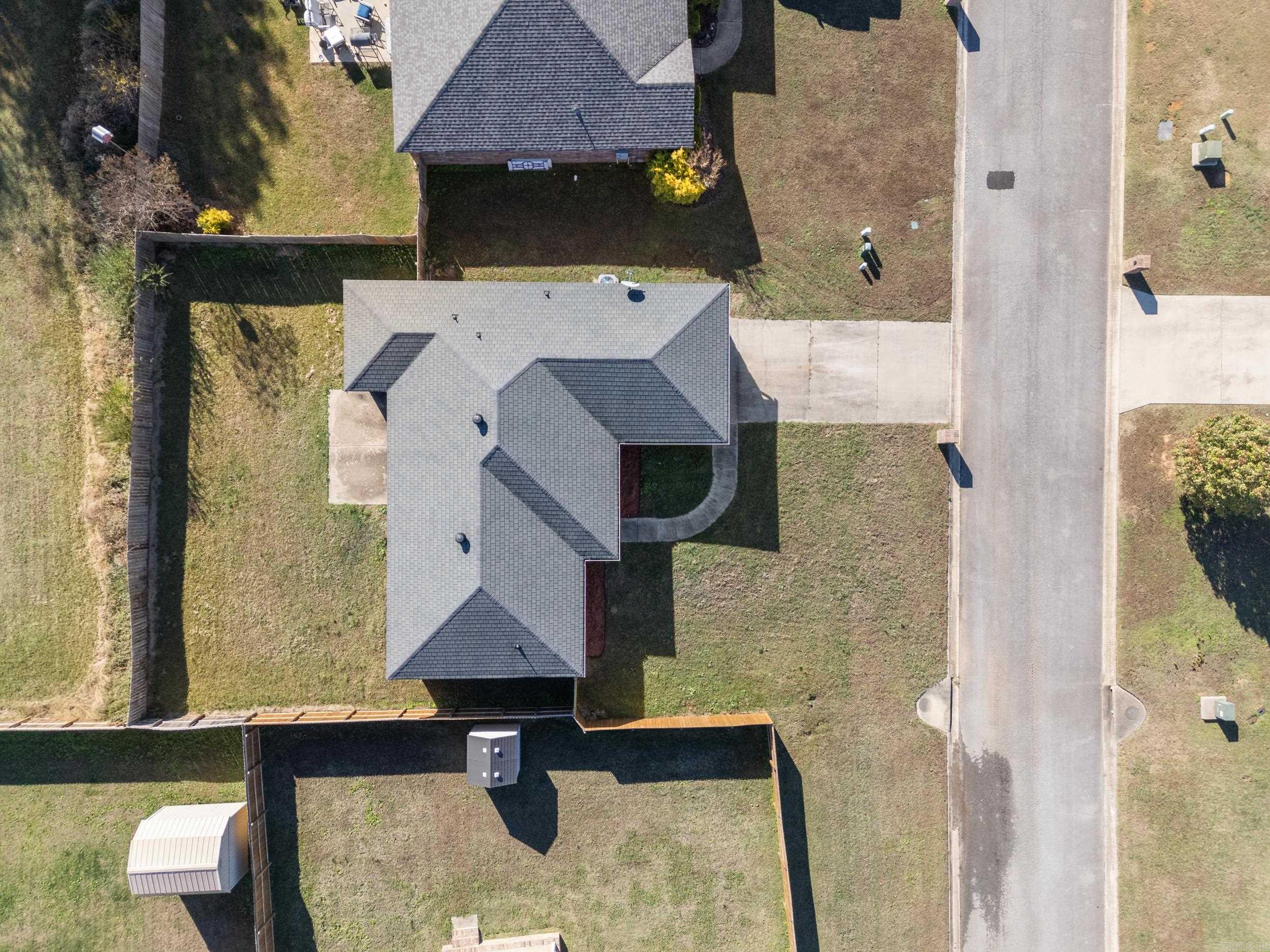 MAGNOLIA ESTATES - Residential