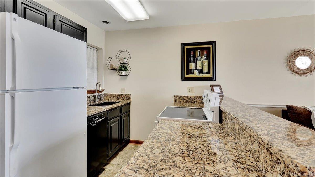 Willow Beach - Residential