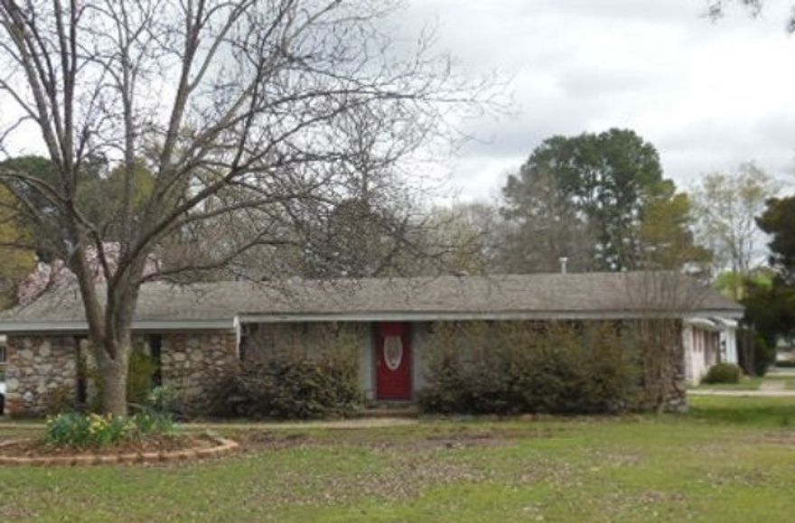 REO PROPERTY-BANK OWNED. PROPERTY SOLD AS IS. The Listing Broker & Seller assume no responsibility & make no guarantees, warranties or representations as to accuracy of the property information or photographs. Buyer to turn on Utilities for INSPECTIONS.