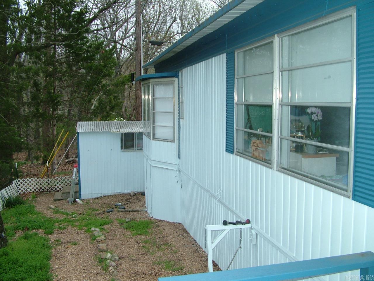 LEISURE HILLS NORTH MOBILE HOME - Residential
