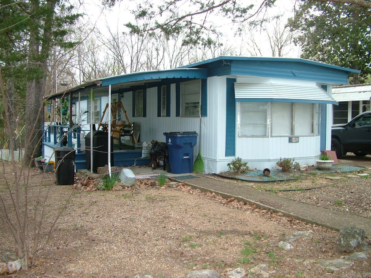 LEISURE HILLS NORTH MOBILE HOME - Residential