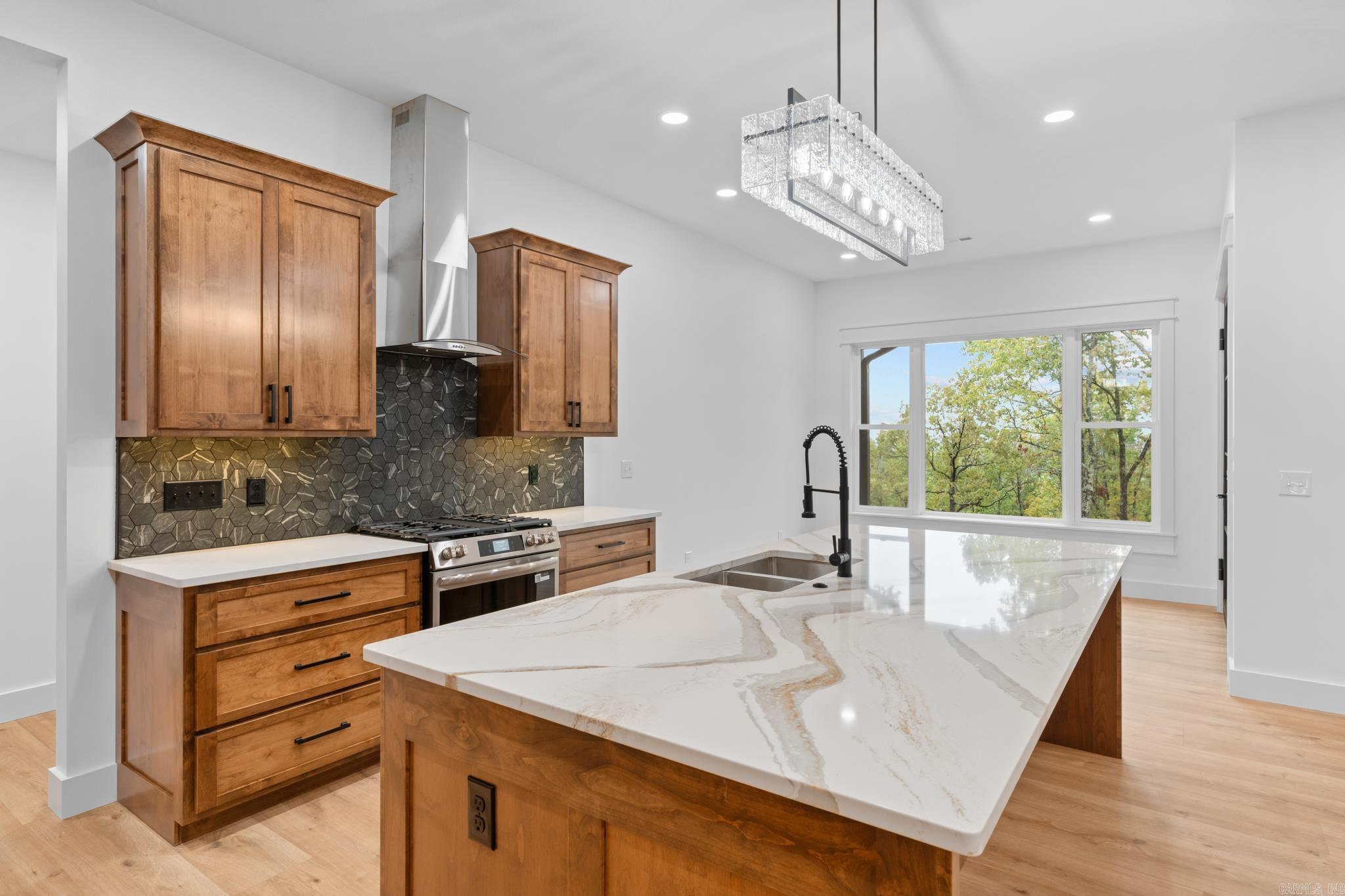 THE SUMMIT - Residential