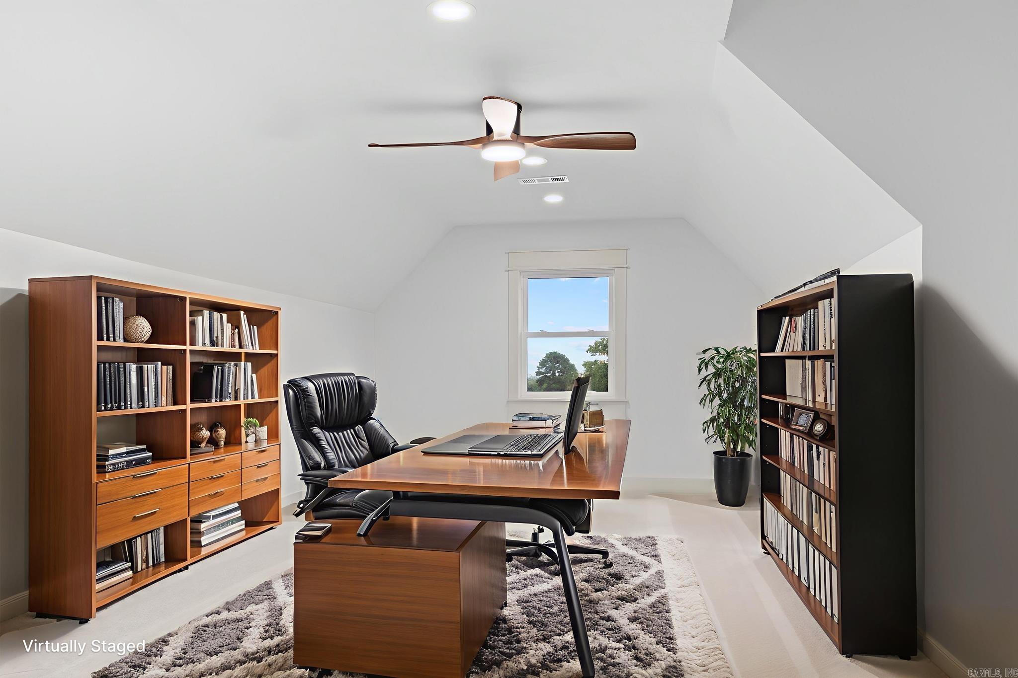 THE SUMMIT - Residential