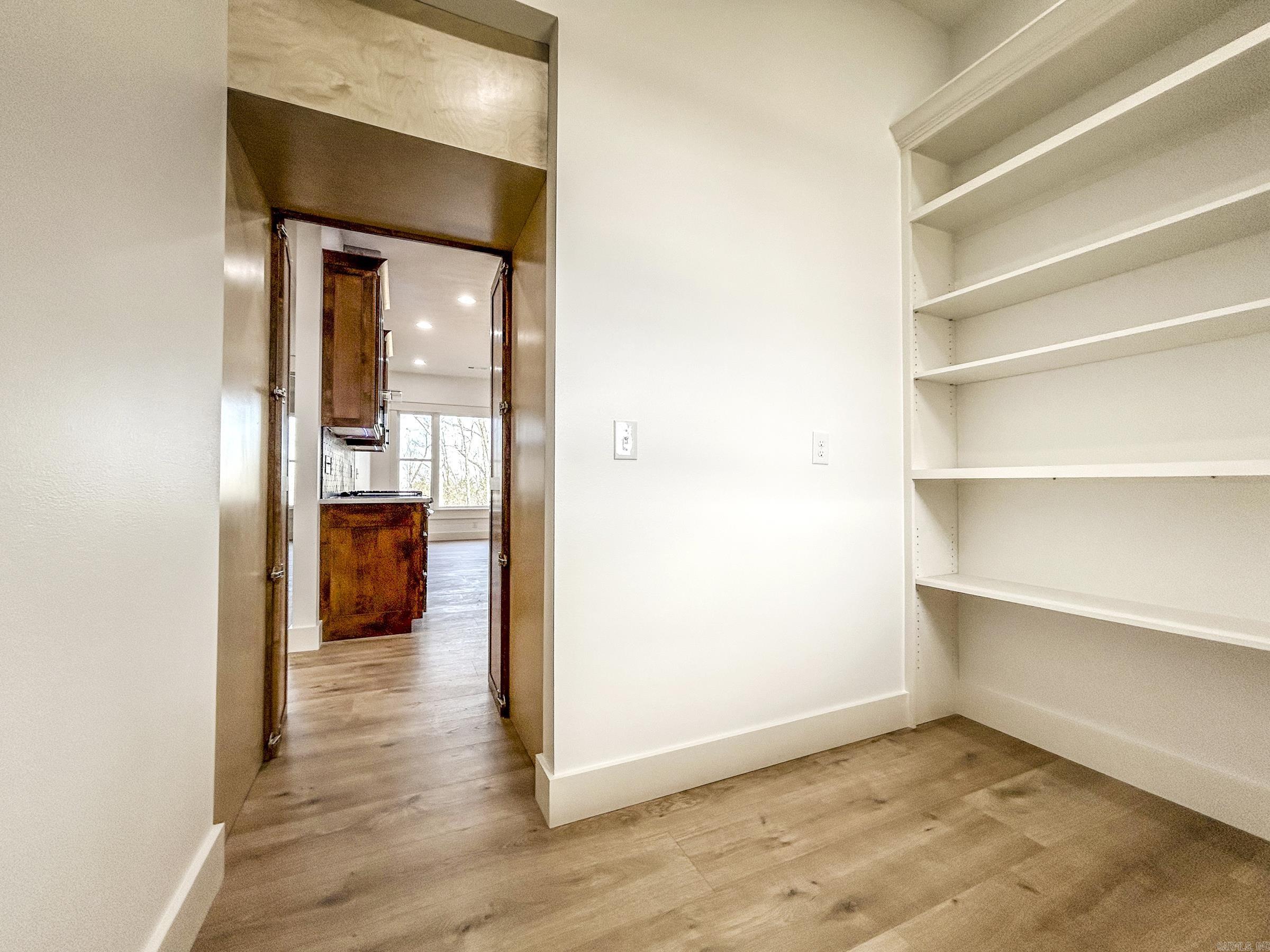 THE SUMMIT - Residential