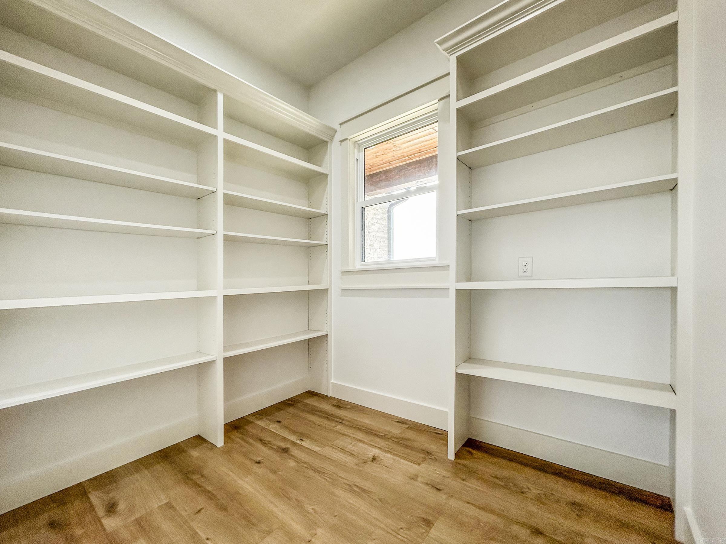 THE SUMMIT - Residential