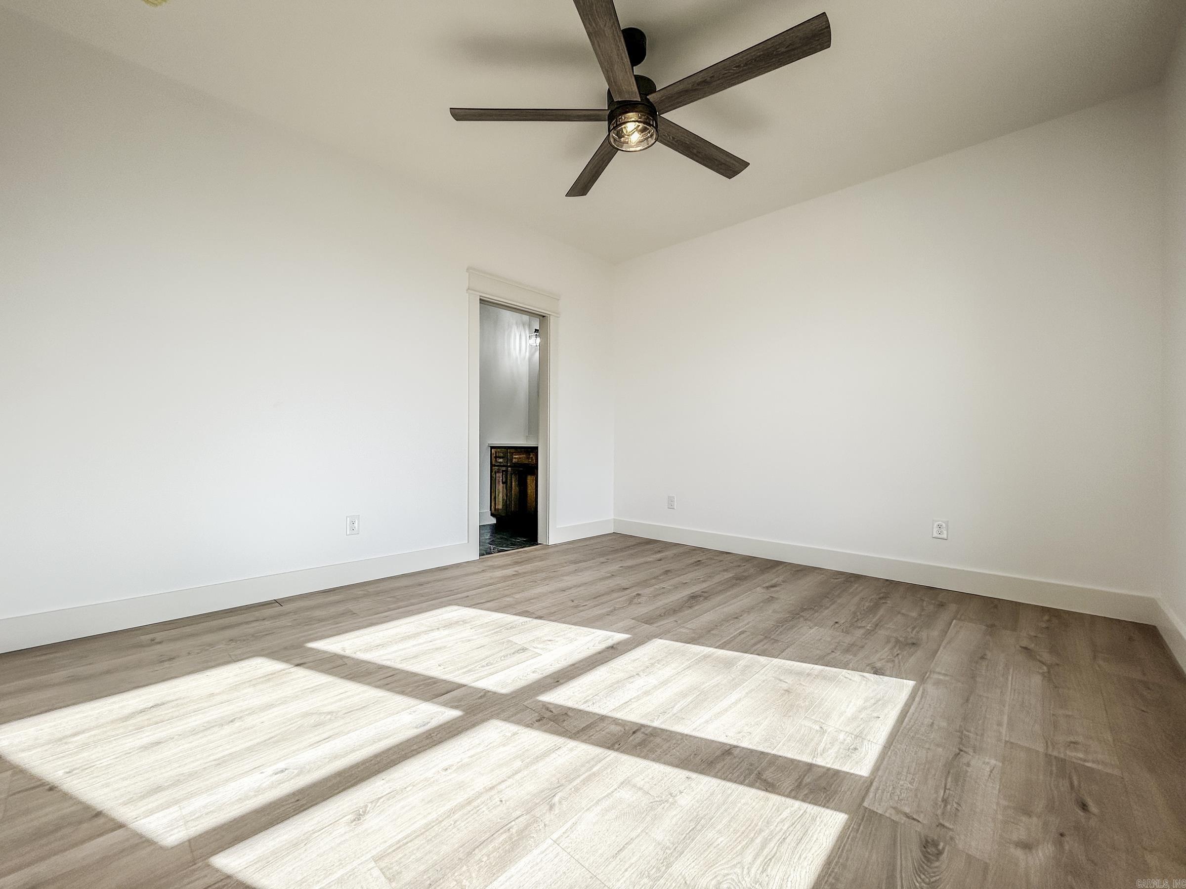 THE SUMMIT - Residential