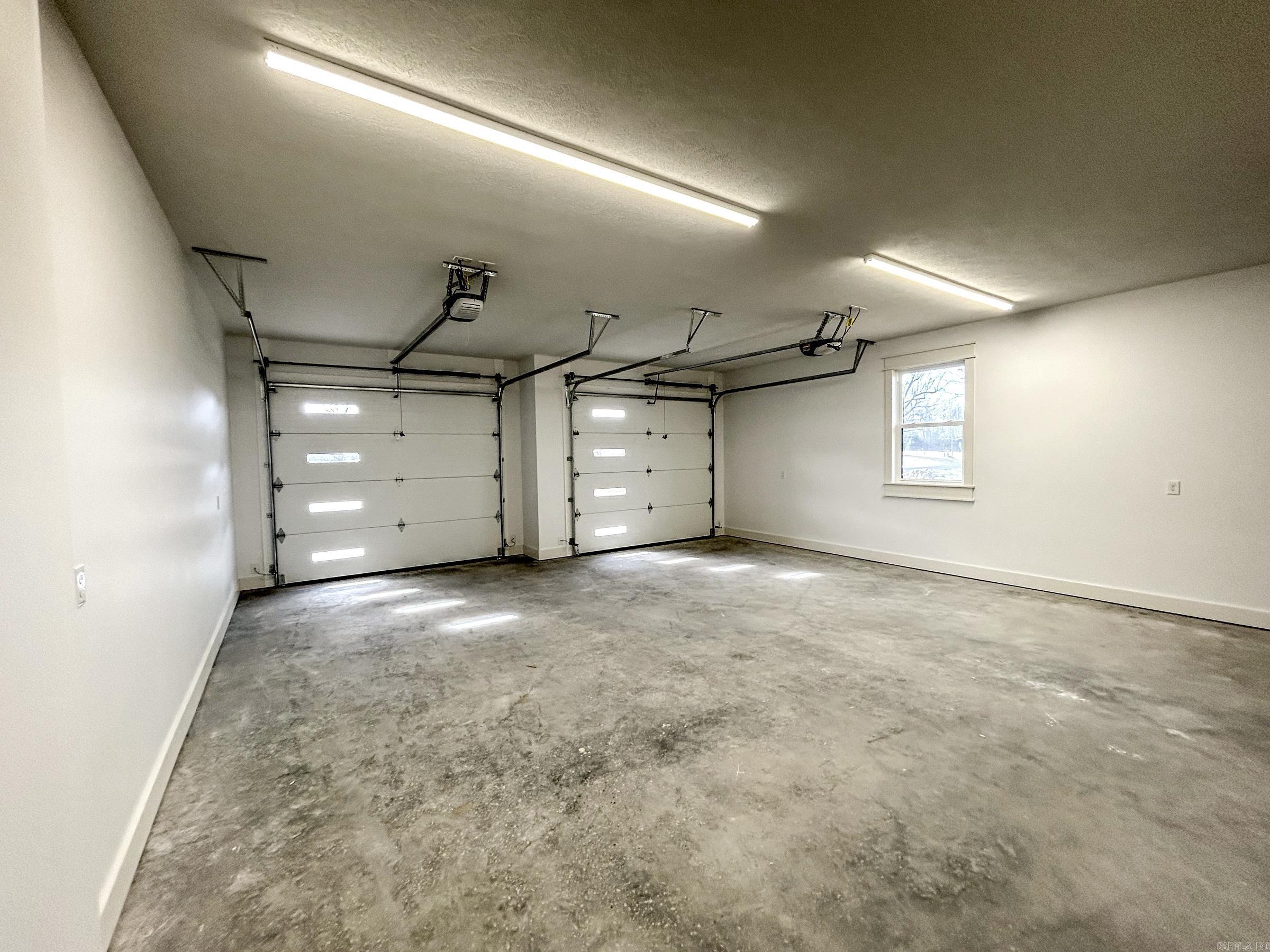 THE SUMMIT - Residential