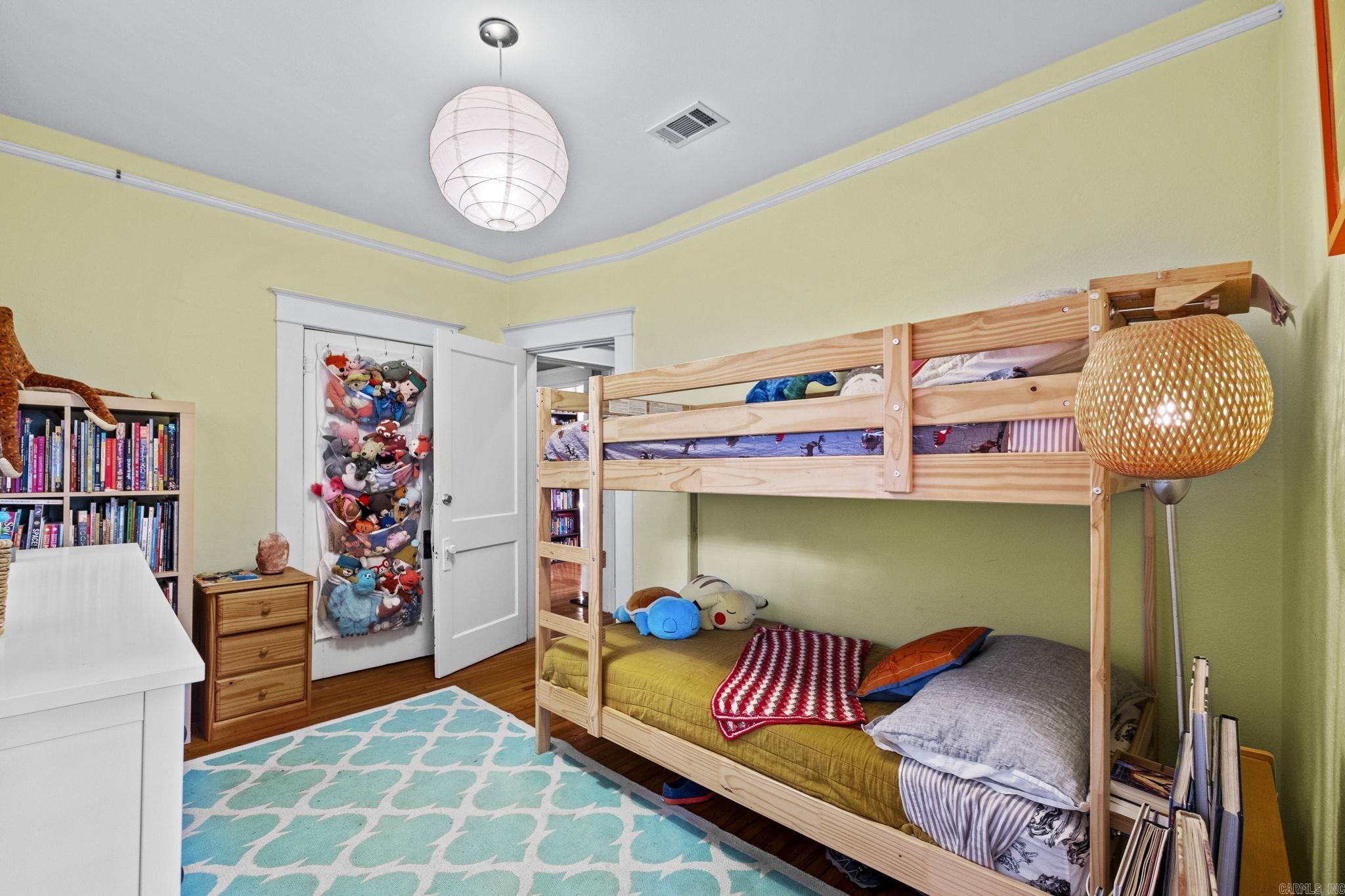 AUTEN & MOSS - Residential