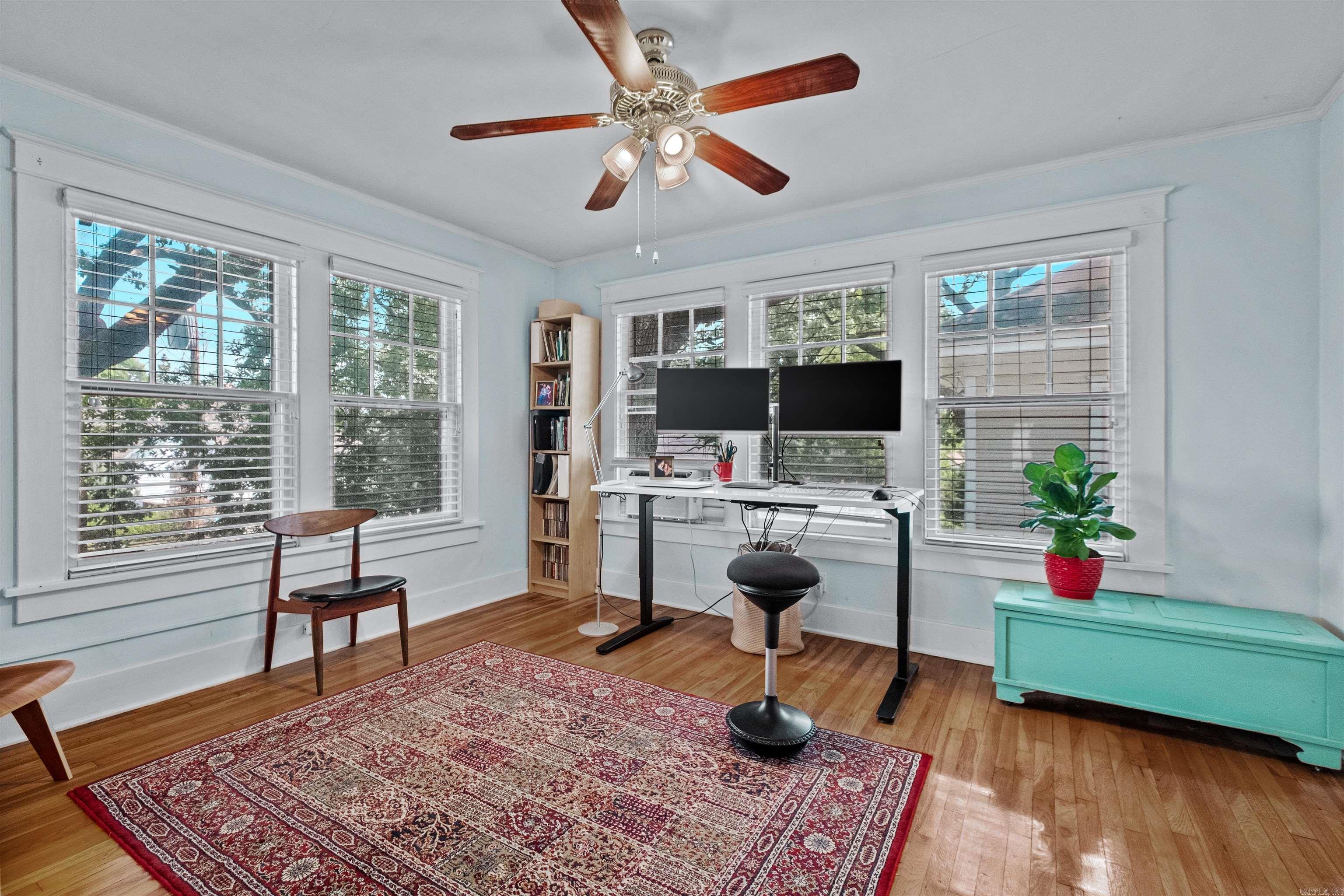 AUTEN & MOSS - Residential