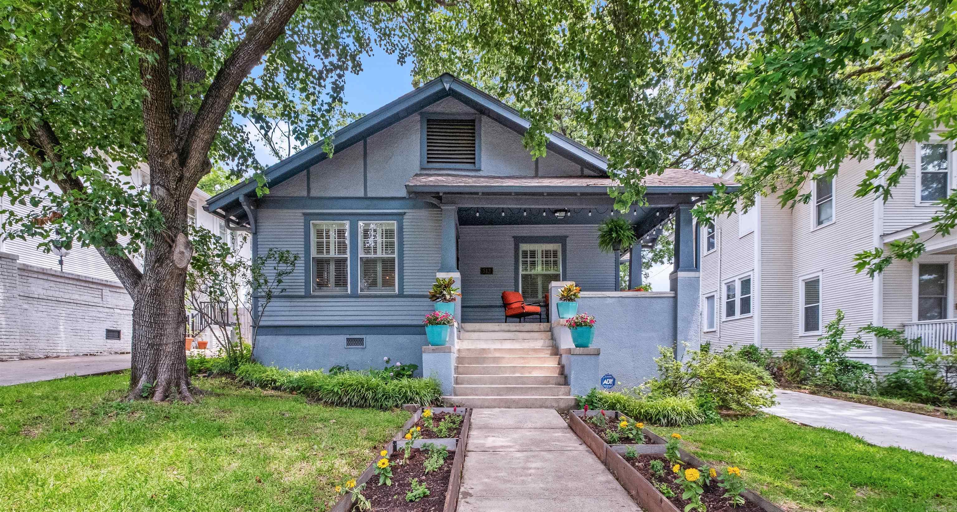 AUTEN & MOSS - Residential