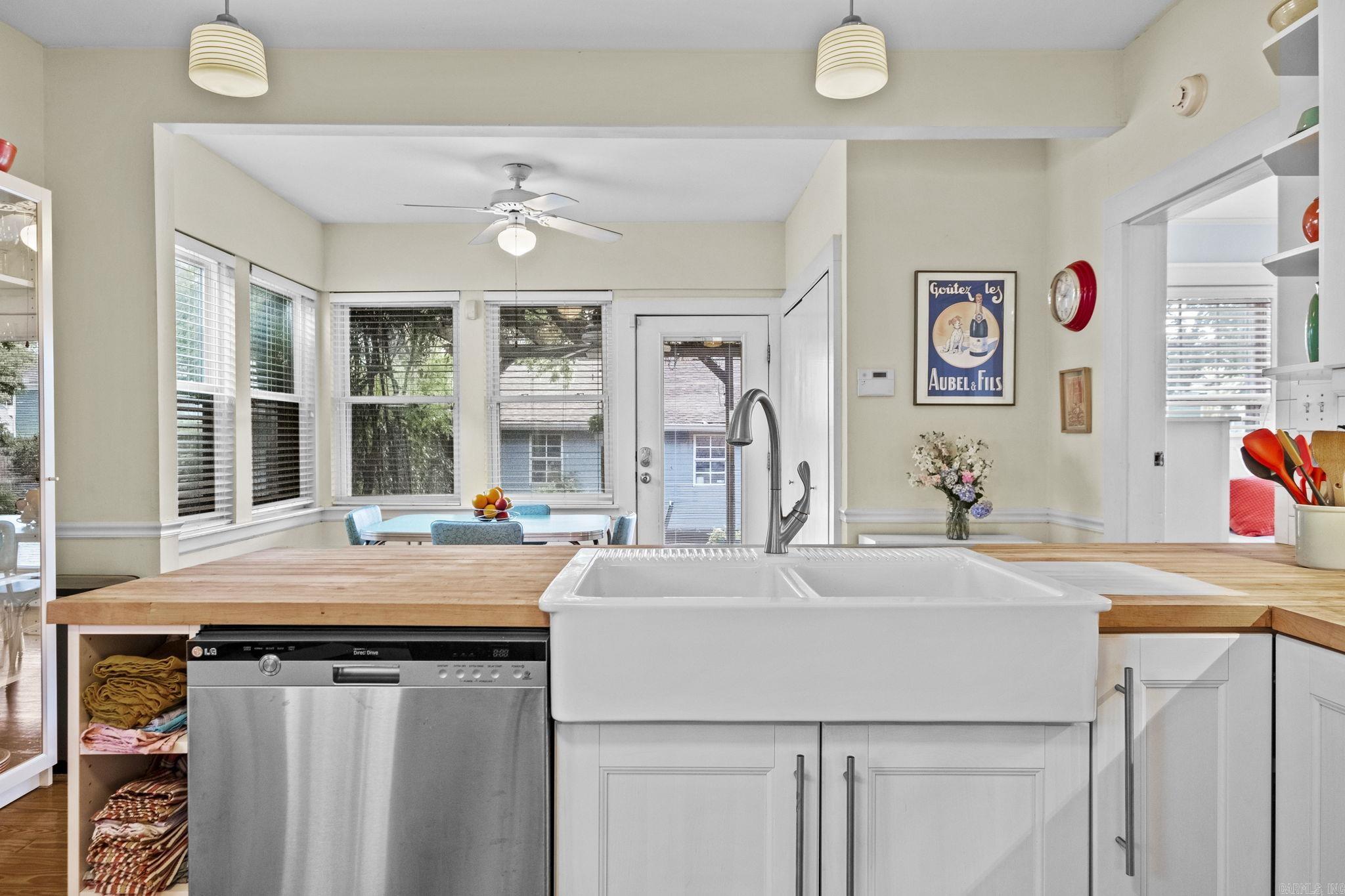 AUTEN & MOSS - Residential