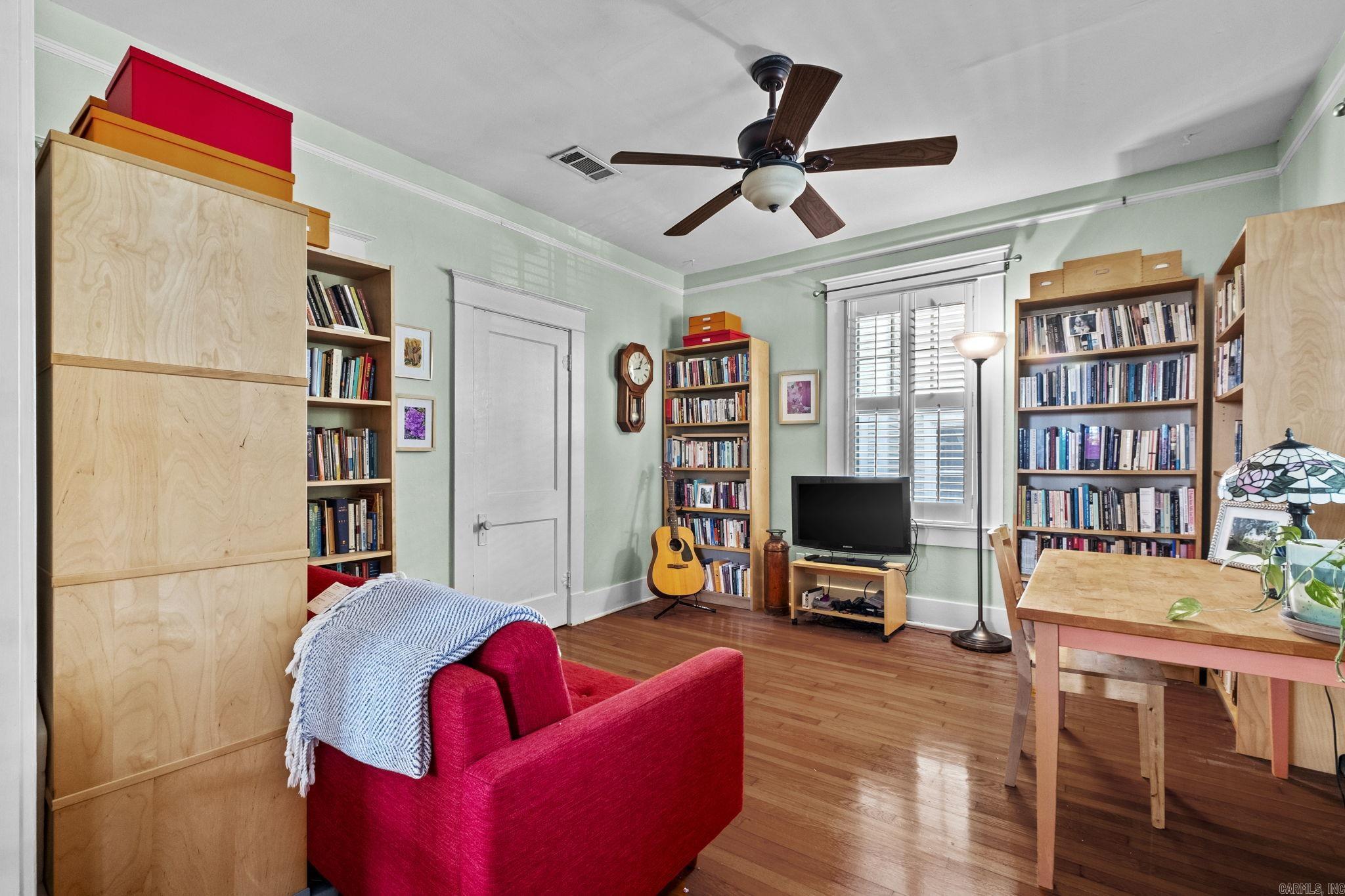 AUTEN & MOSS - Residential